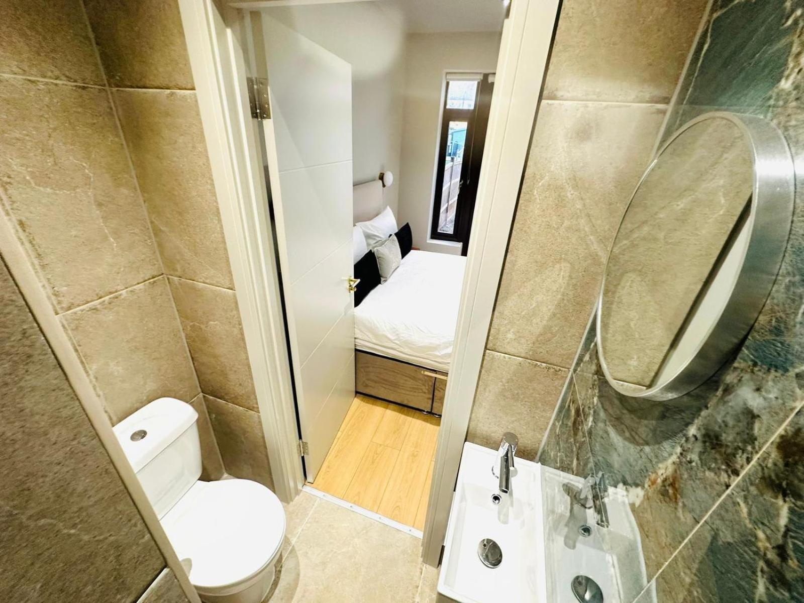 Guest house Ensuite Ii Great Location Close To Eye London