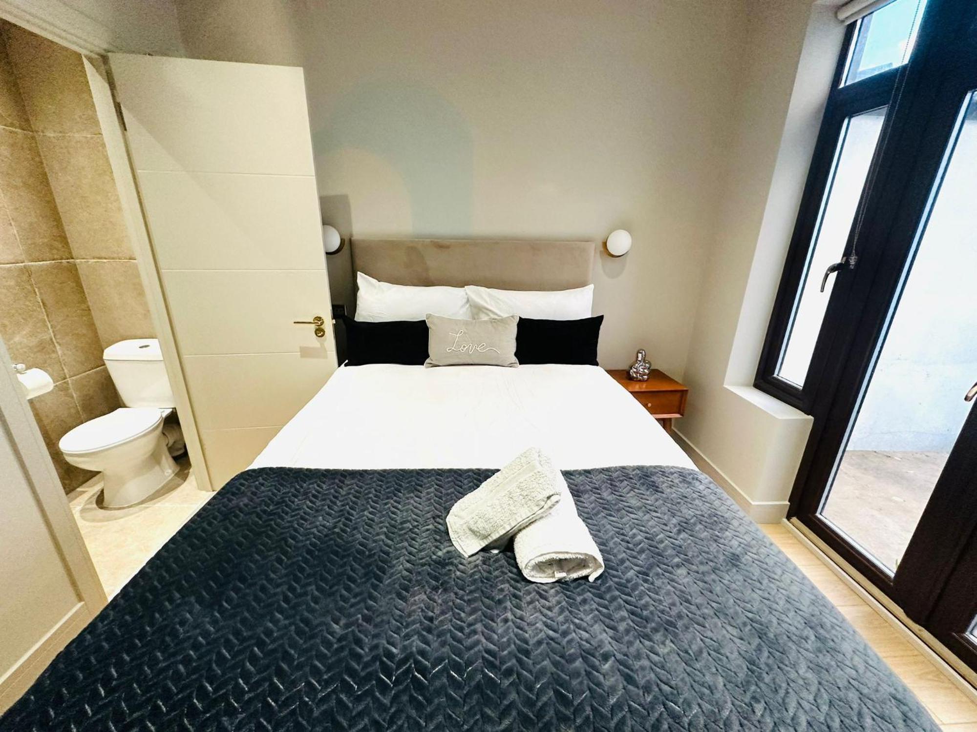 Ensuite Ii Great Location Close To Eye Guest house London