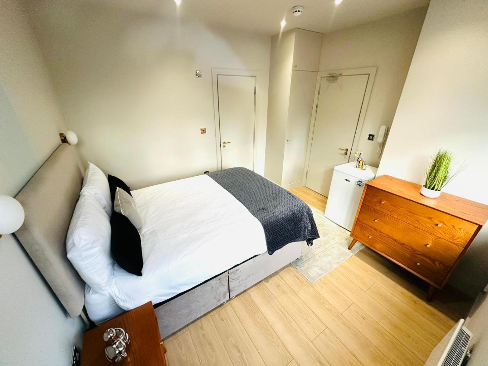 Guest house Ensuite Ii Great Location Close To Eye