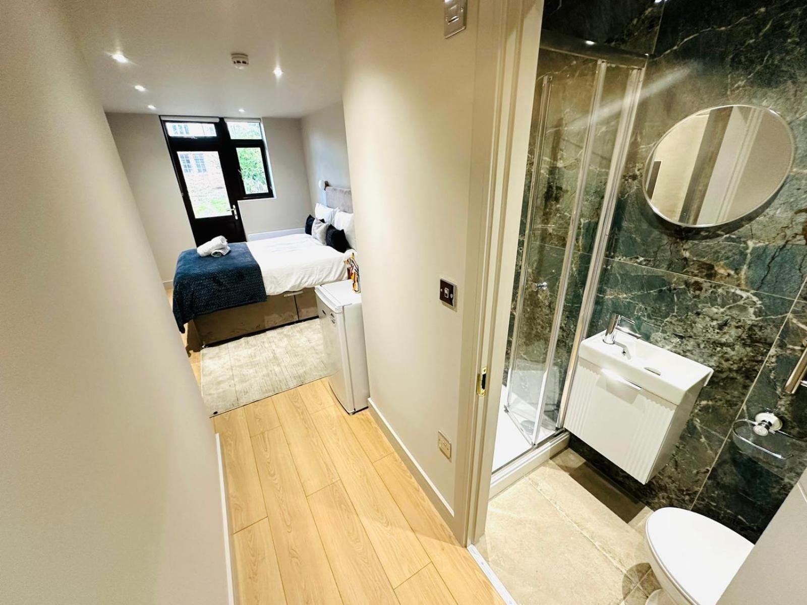 Guest house Ensuite Ii Great Location Close To Eye