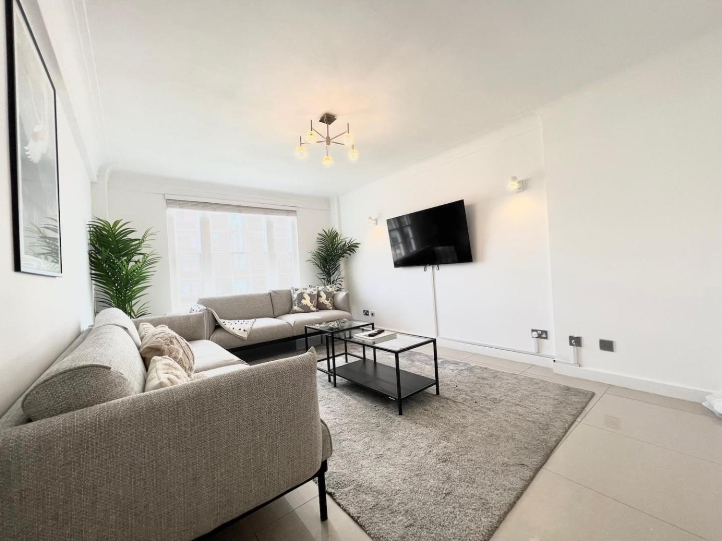 3 Bed Apartment-