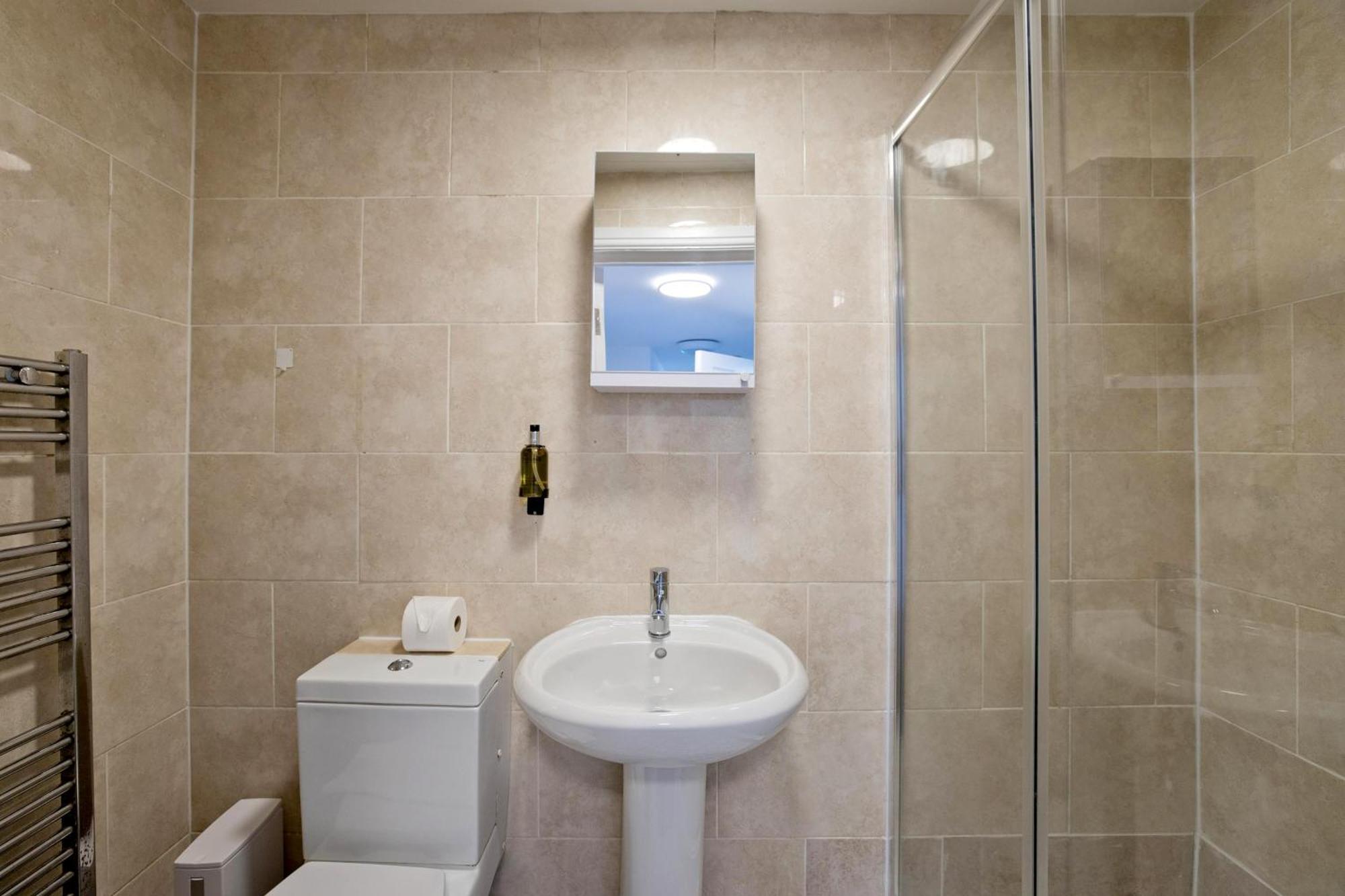 Imperial Corner House-whitechapel Apartamento Londres