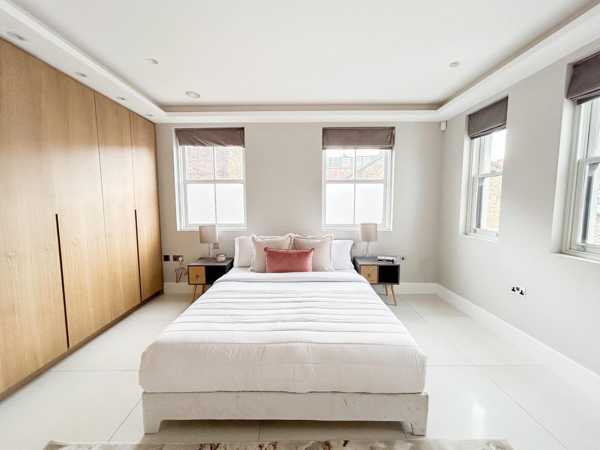 Elegant Penthouse In Prime Location Apartment London