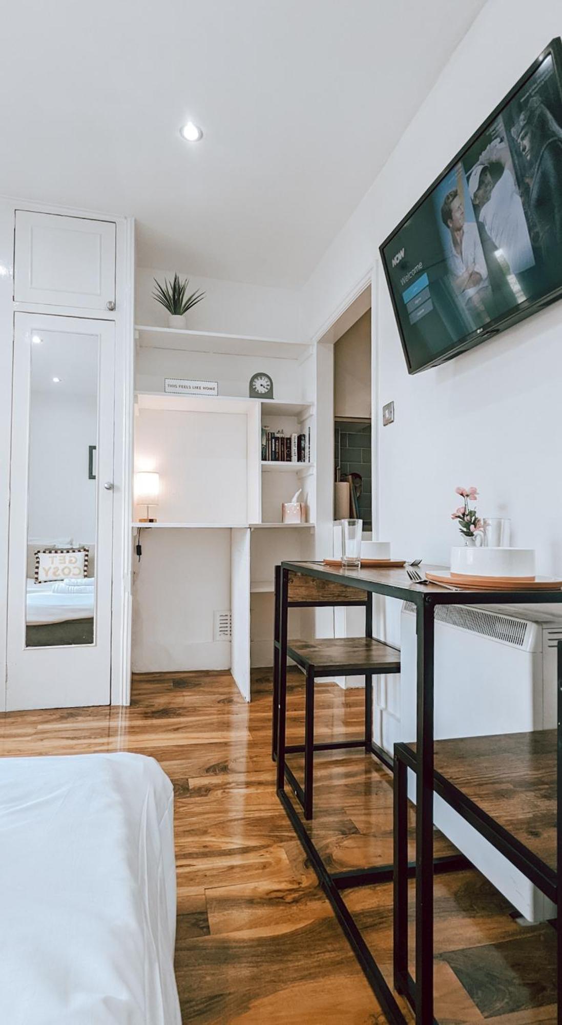 The Gloucester Studio In Paddington London