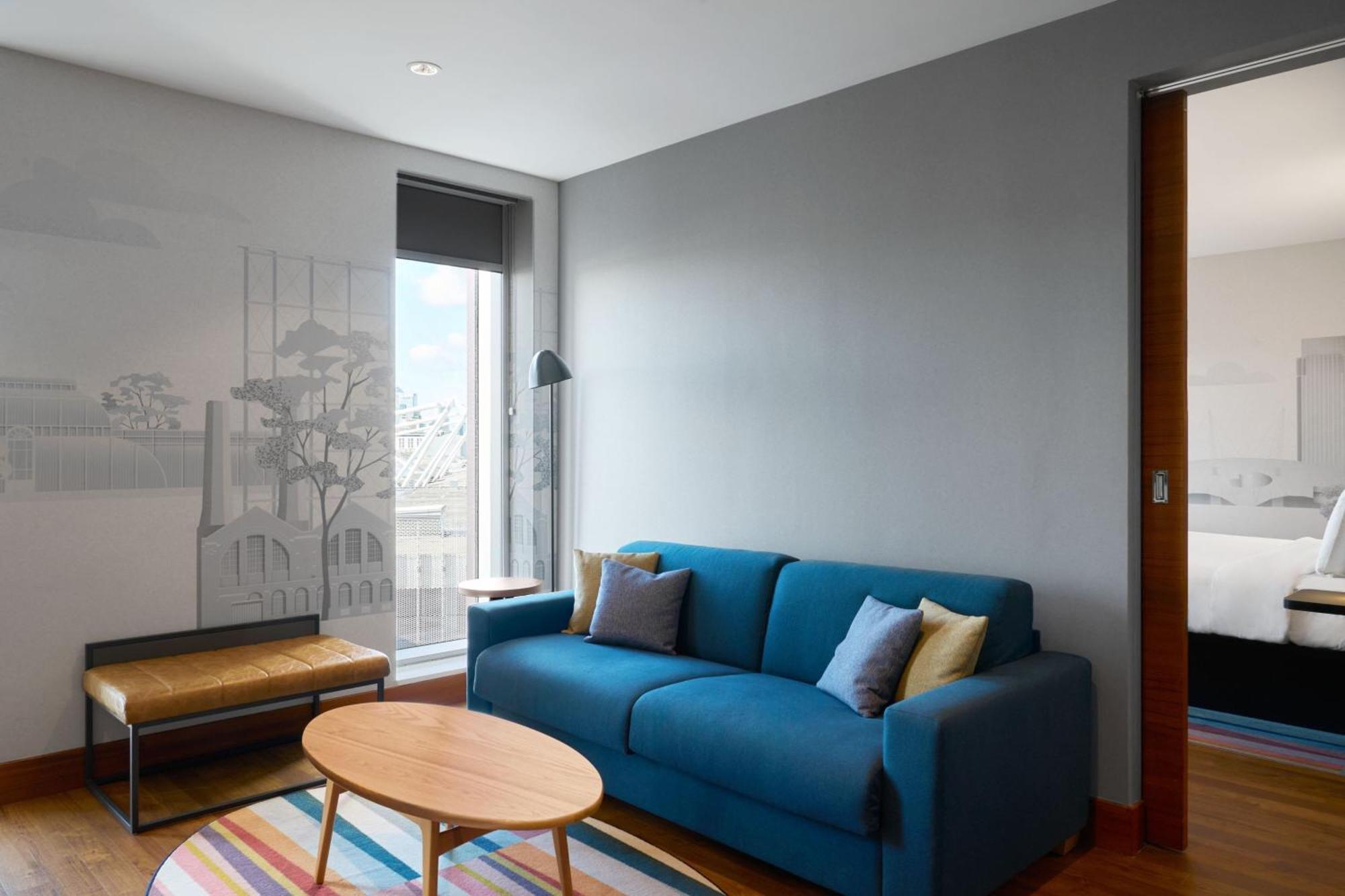 Hotel Aloft Excel 4*