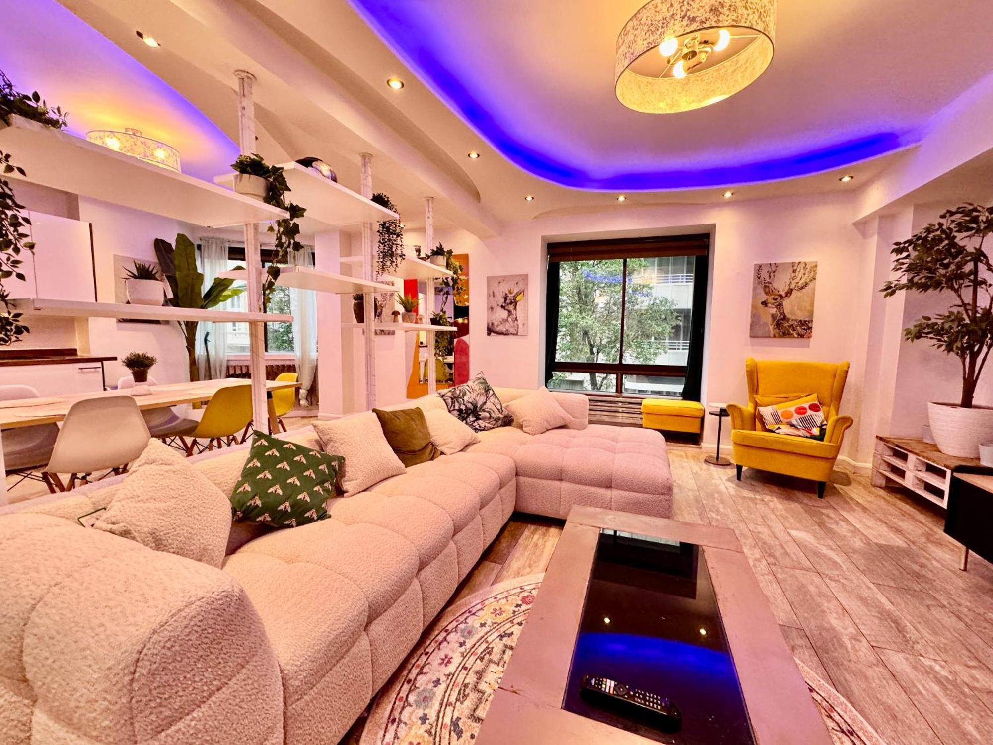 The One Hyde Park By Wild Apartment *