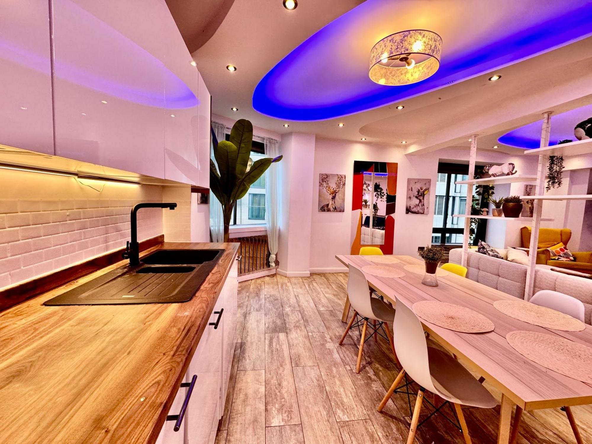 Apartment The One Hyde Park By Wild