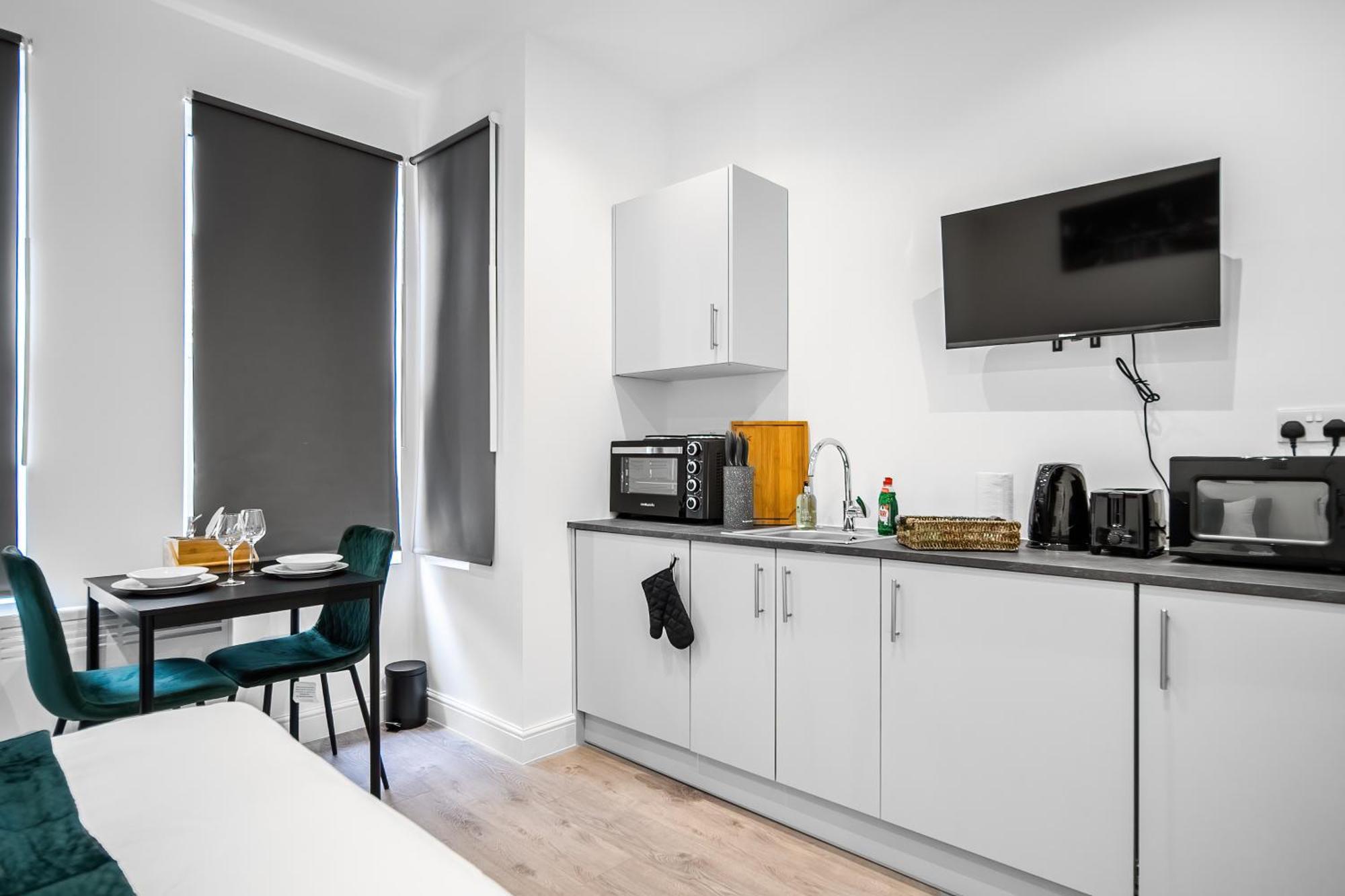 En-suite In Near Wembley Stadium Apartment *