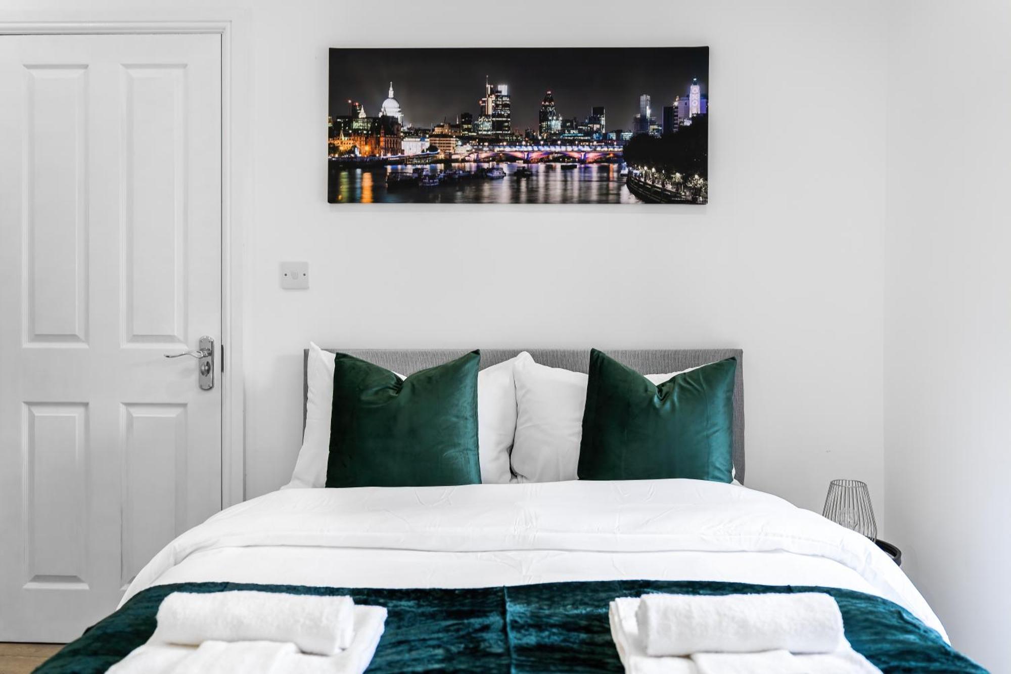 En-suite In Near Wembley Stadium * London