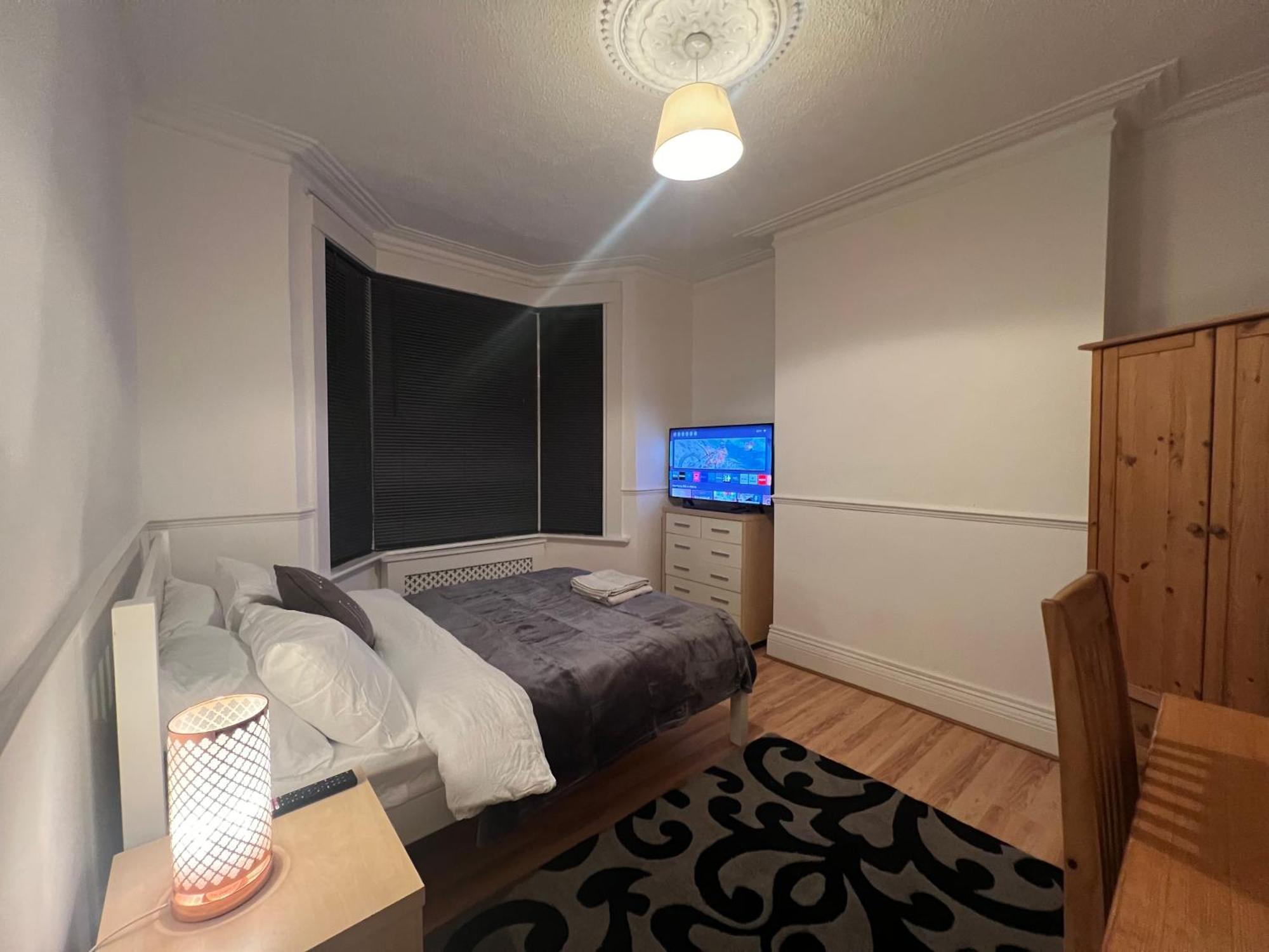 Guest house Private In Victorian House, Forest Hill, *