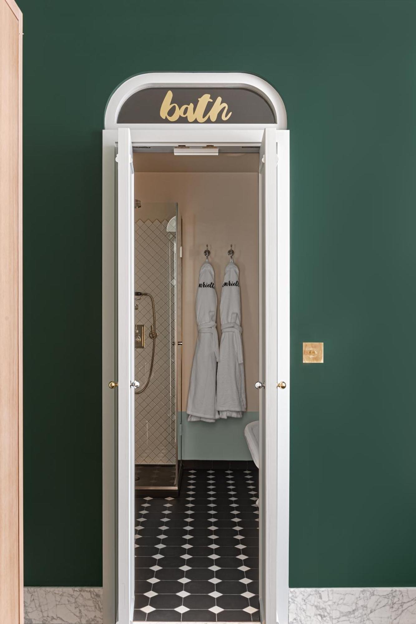 Hotel Henrietta Experimental London