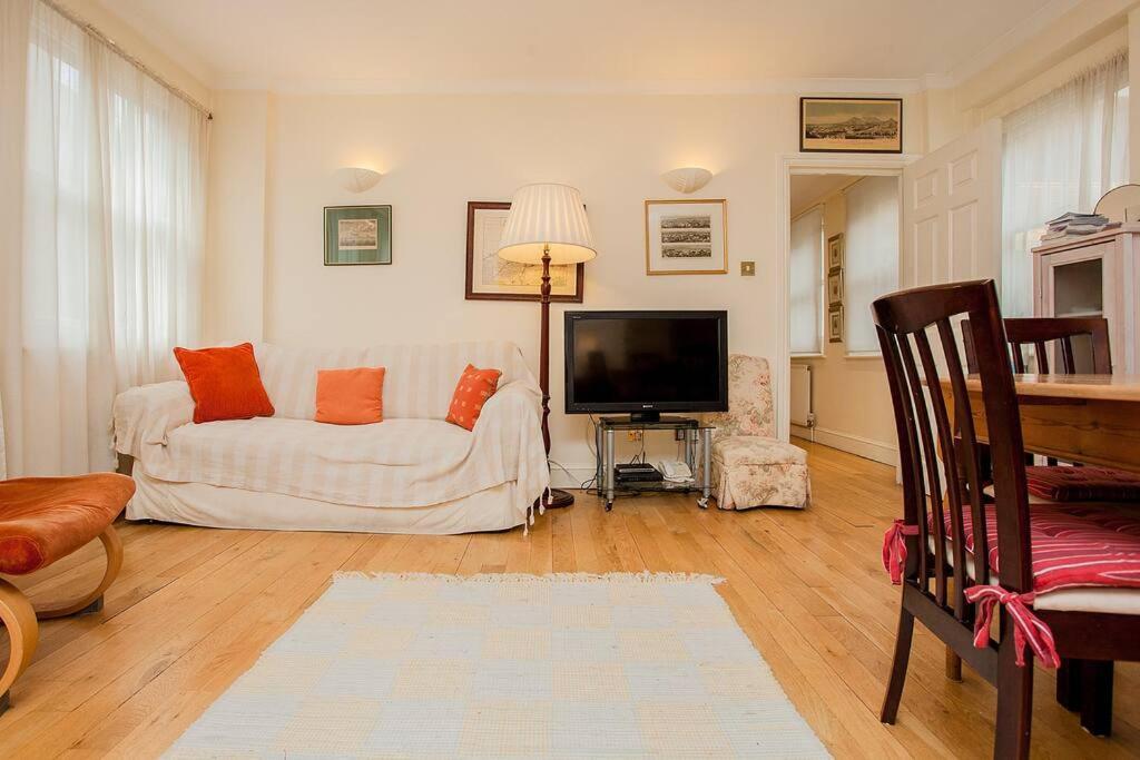 Apartamento Bright 2 Bedroom Flat In