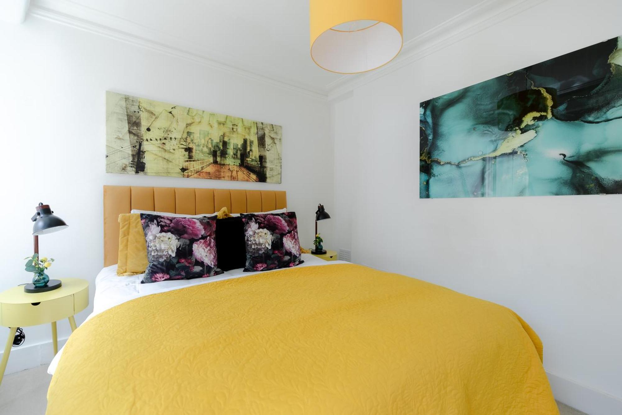Phenomenal 5bedroom Design House For Nomads Xxl Groups * London