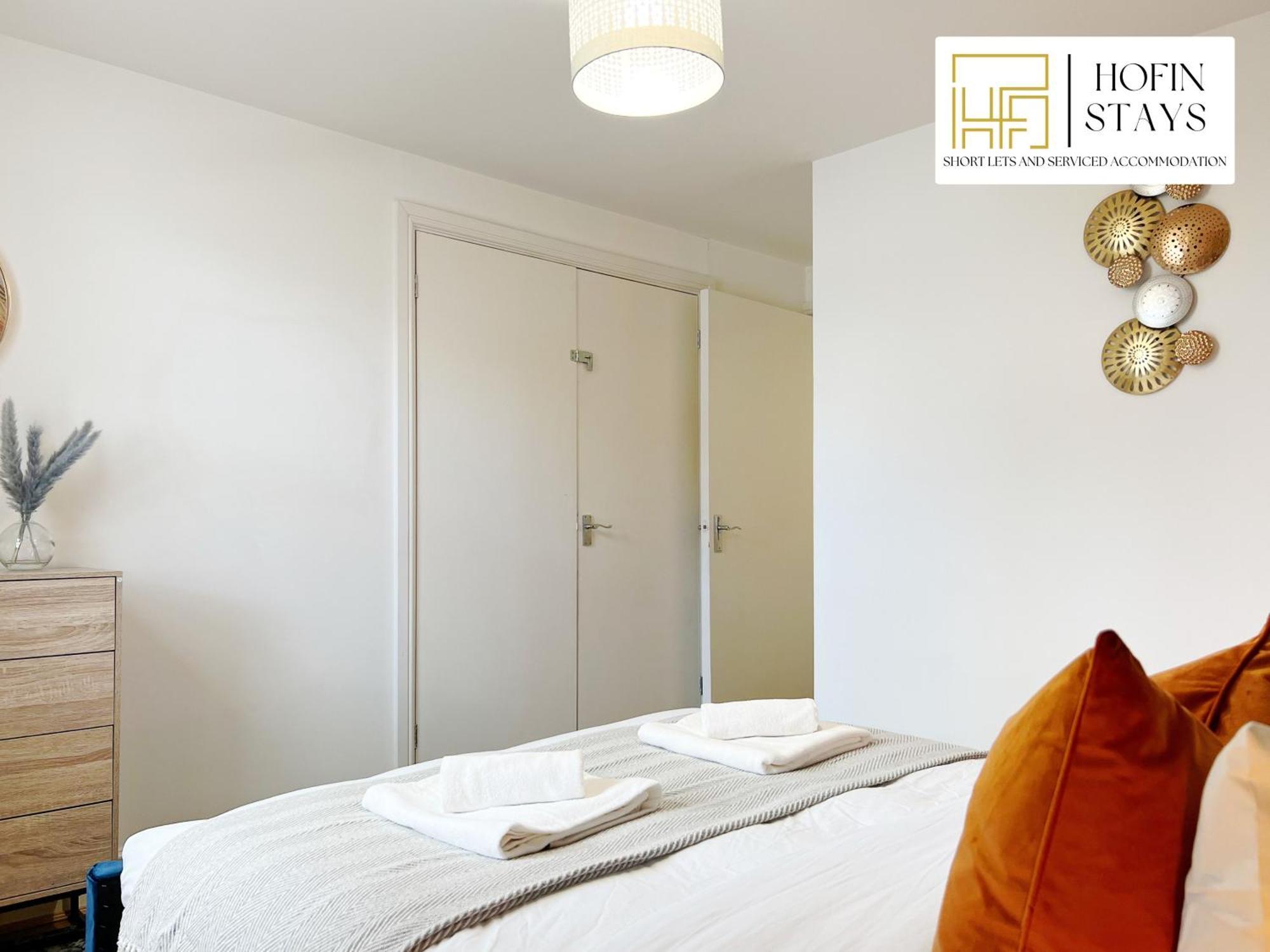 Last-minute Specials L Premium On 2 Double Bed For 6 Guests L Deals L Hofin Short Lets & Serviced Apartment *