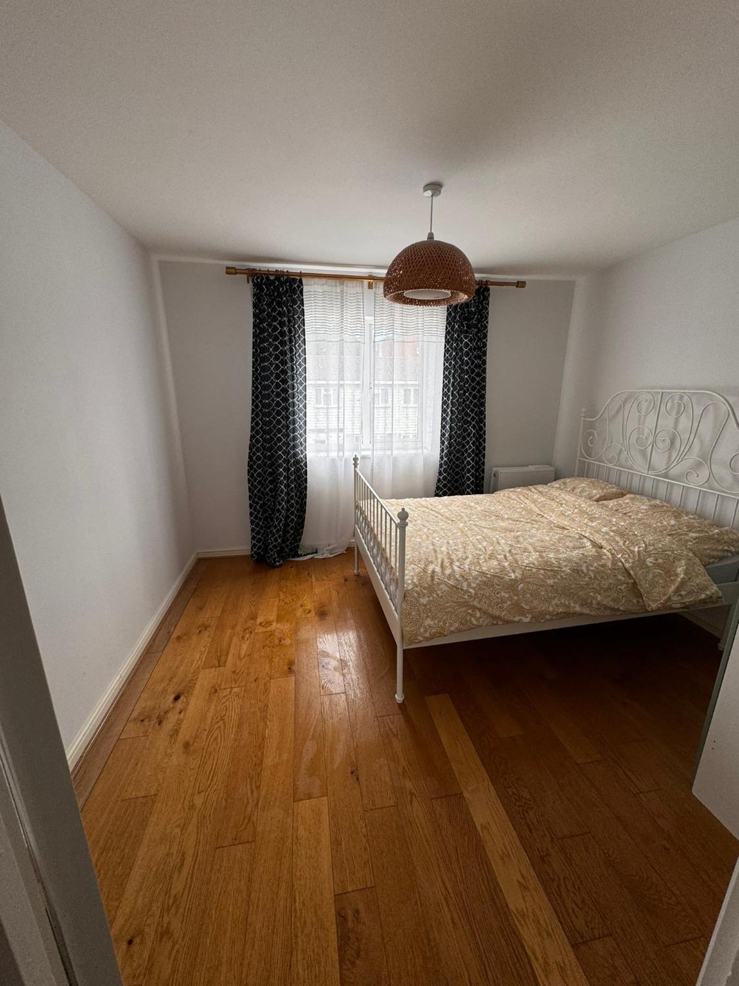 2-bedroom Flat Walking Distance To Excel - Perfect Location! * Londres