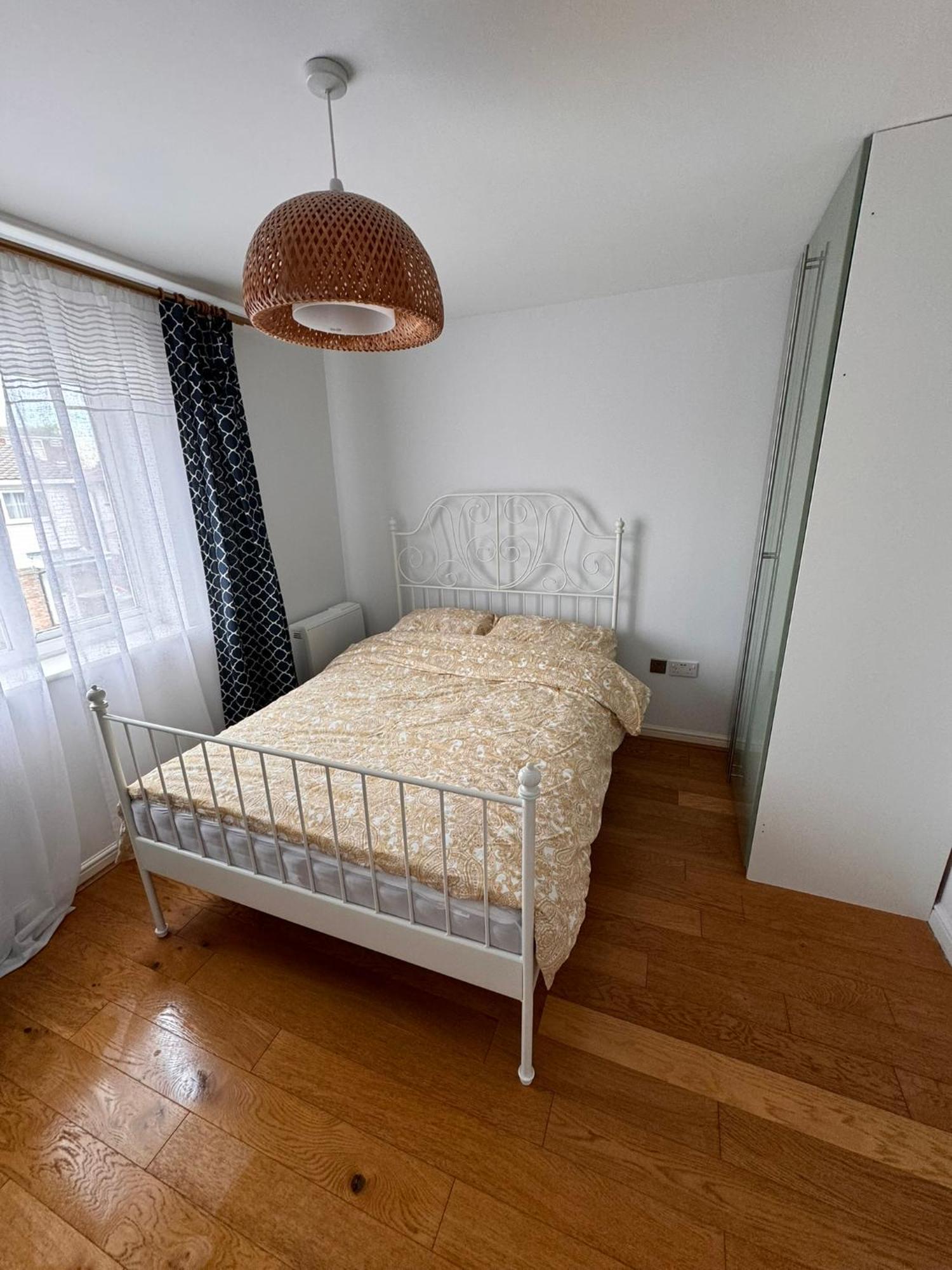 2-bedroom Flat Walking Distance To Excel - Perfect Location! Apartamento Londres