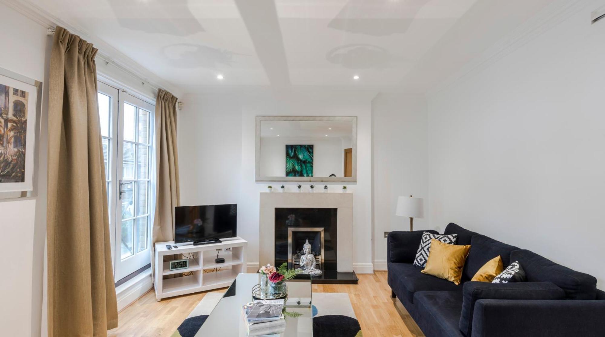 Lovely 2-bed House In Knightsbridge Holiday home London