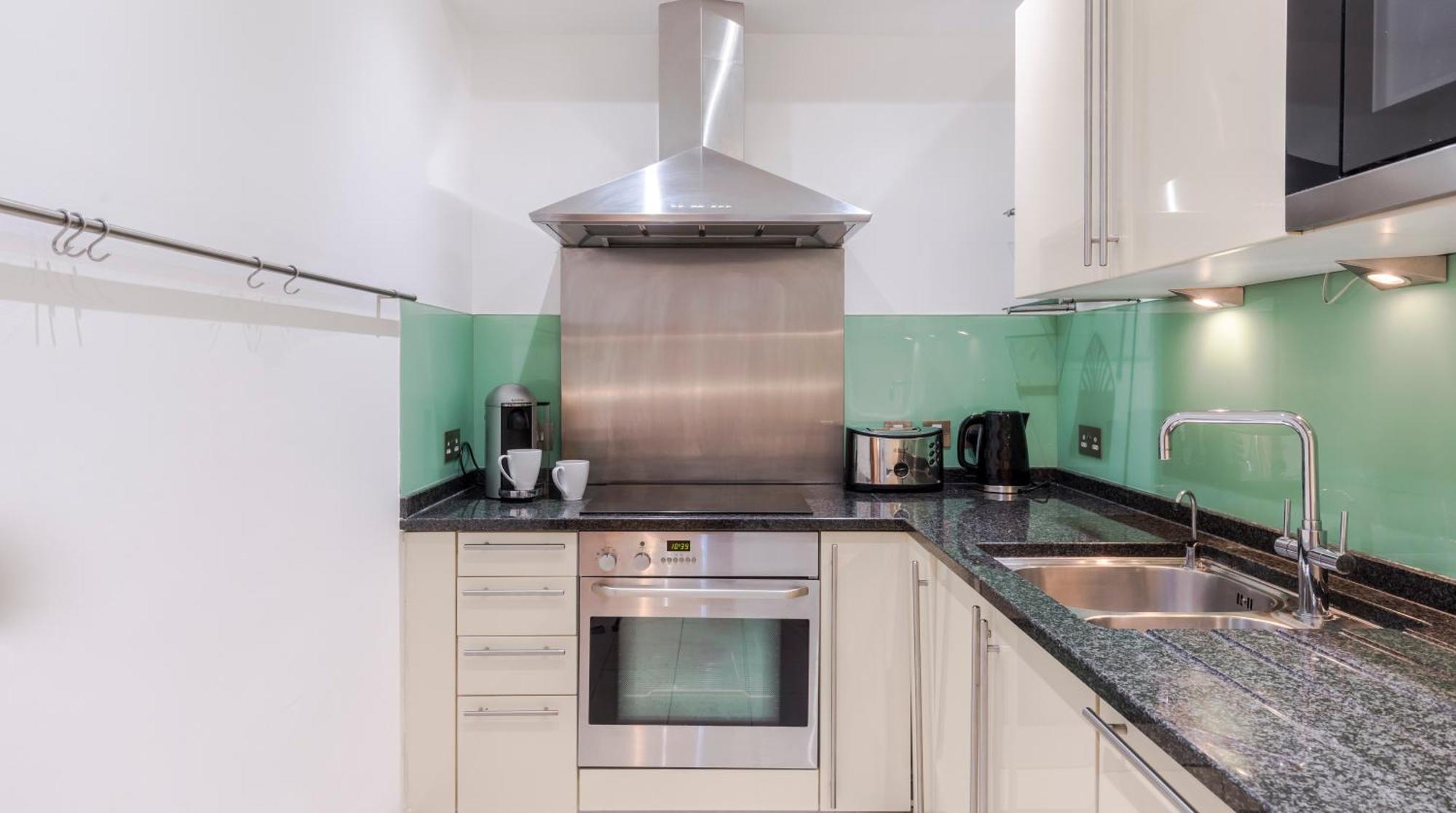 Lovely 2-bed House In Knightsbridge London