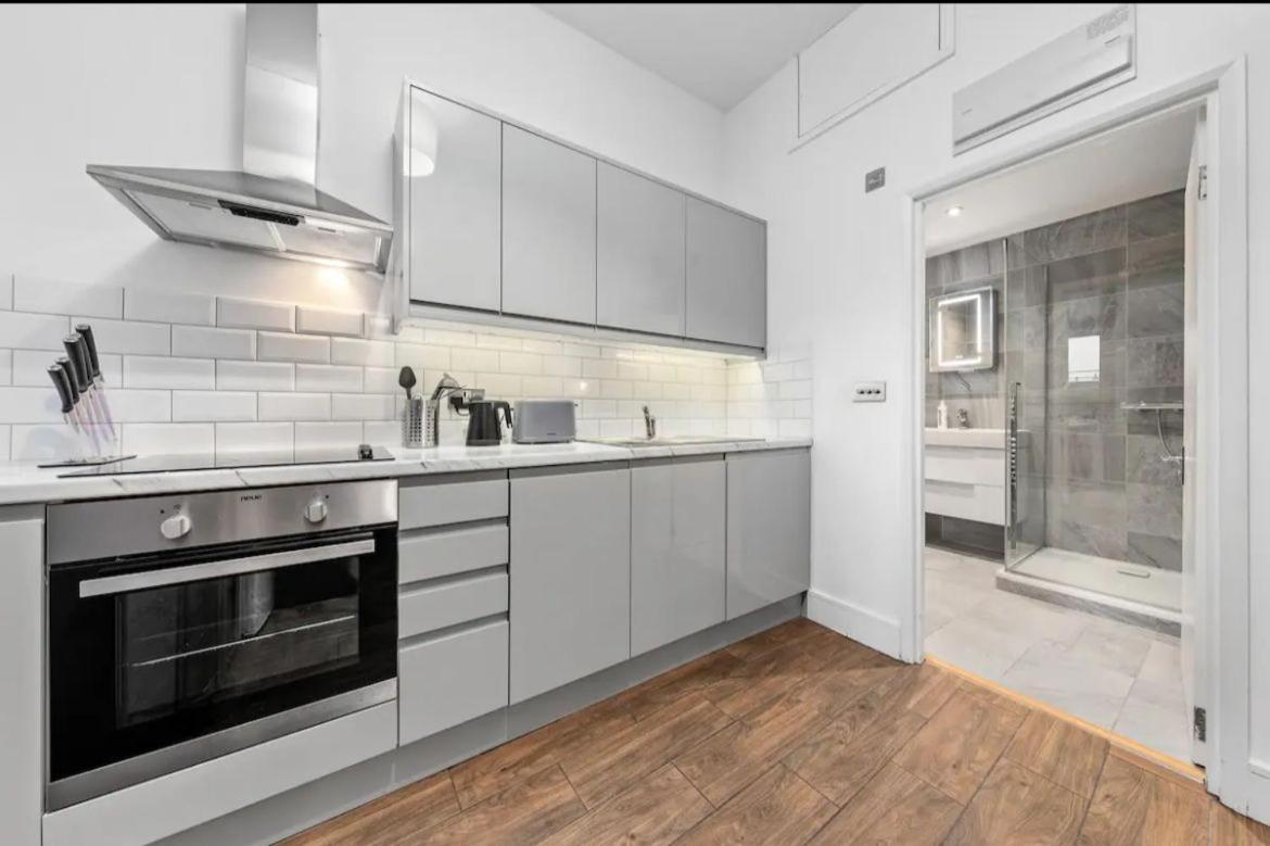 Majestic 2-bedroom Flat In Knightsbridge-hyde Park Kb70 Apartamento Londres
