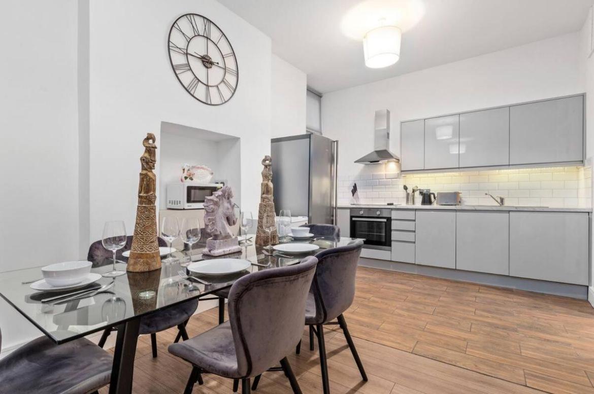Majestic 2-bedroom Flat In Knightsbridge-hyde Park Kb70 Apartamento Londres