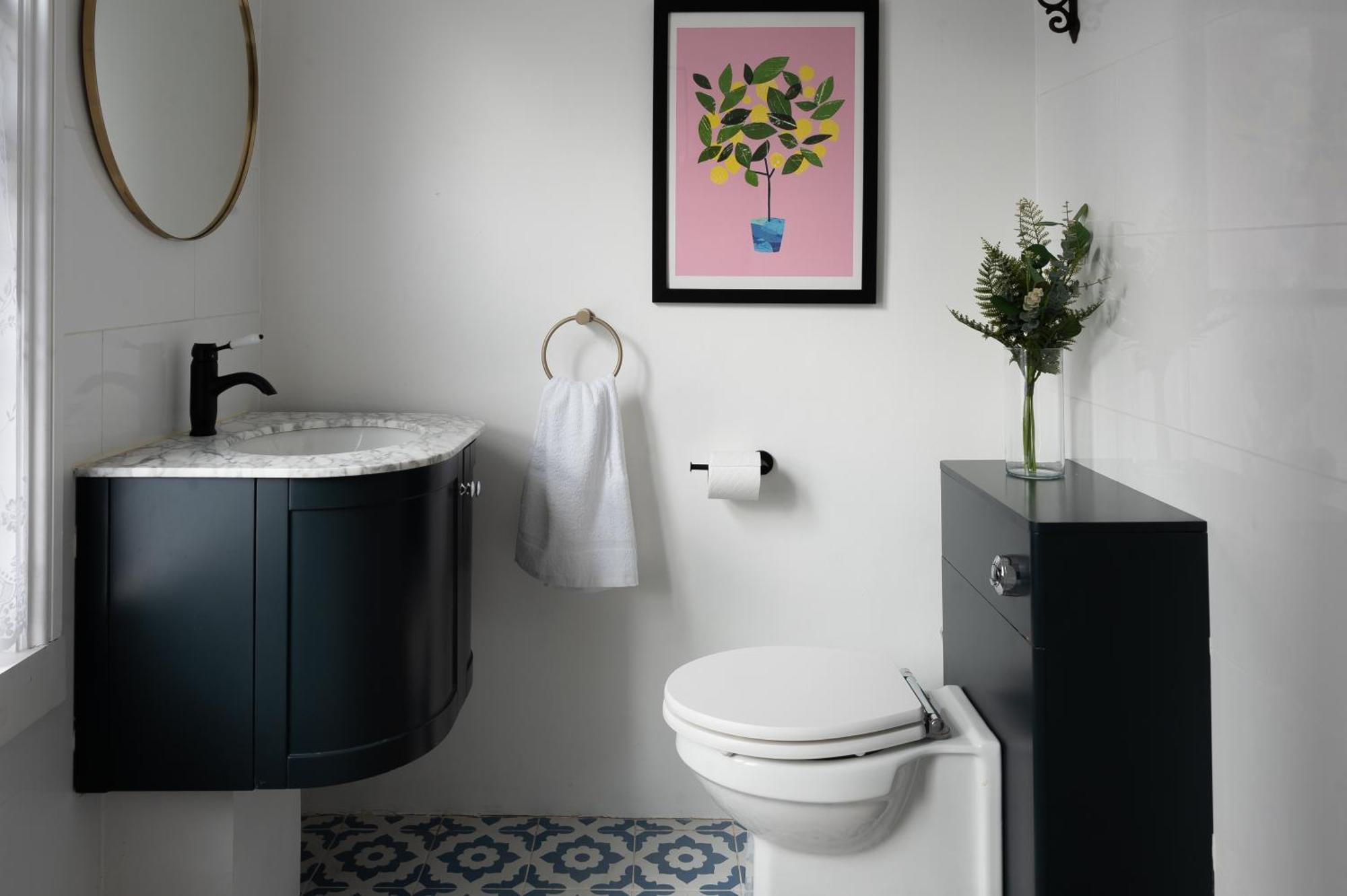 Entire - Classic Chelsea Town House Maisonette *