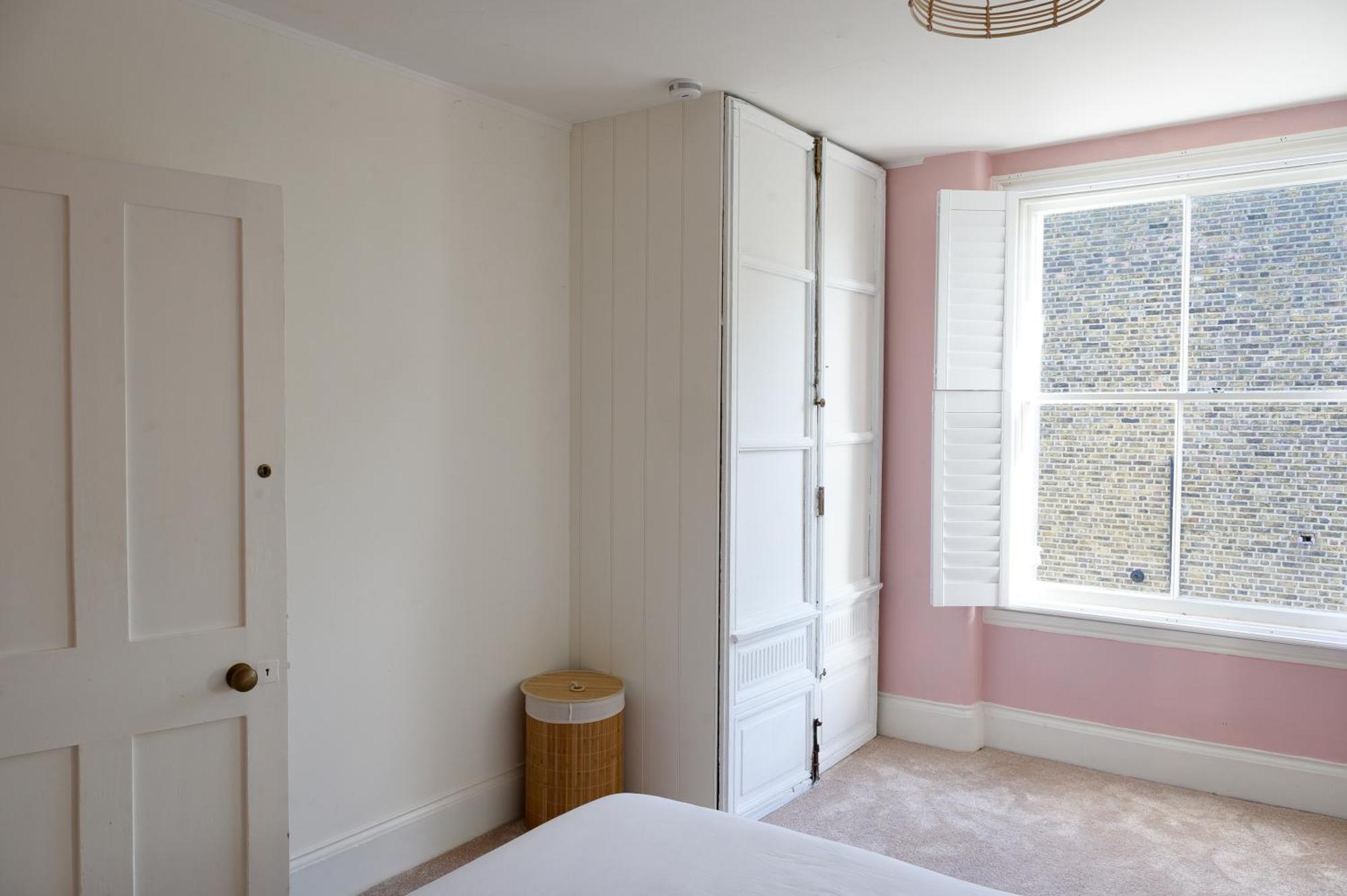Apartment Entire - Classic Chelsea Town House Maisonette