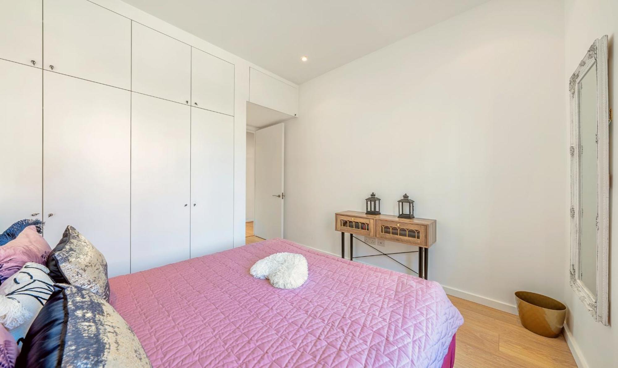 Designer Victorian Flat With Huge Terrace * Londres