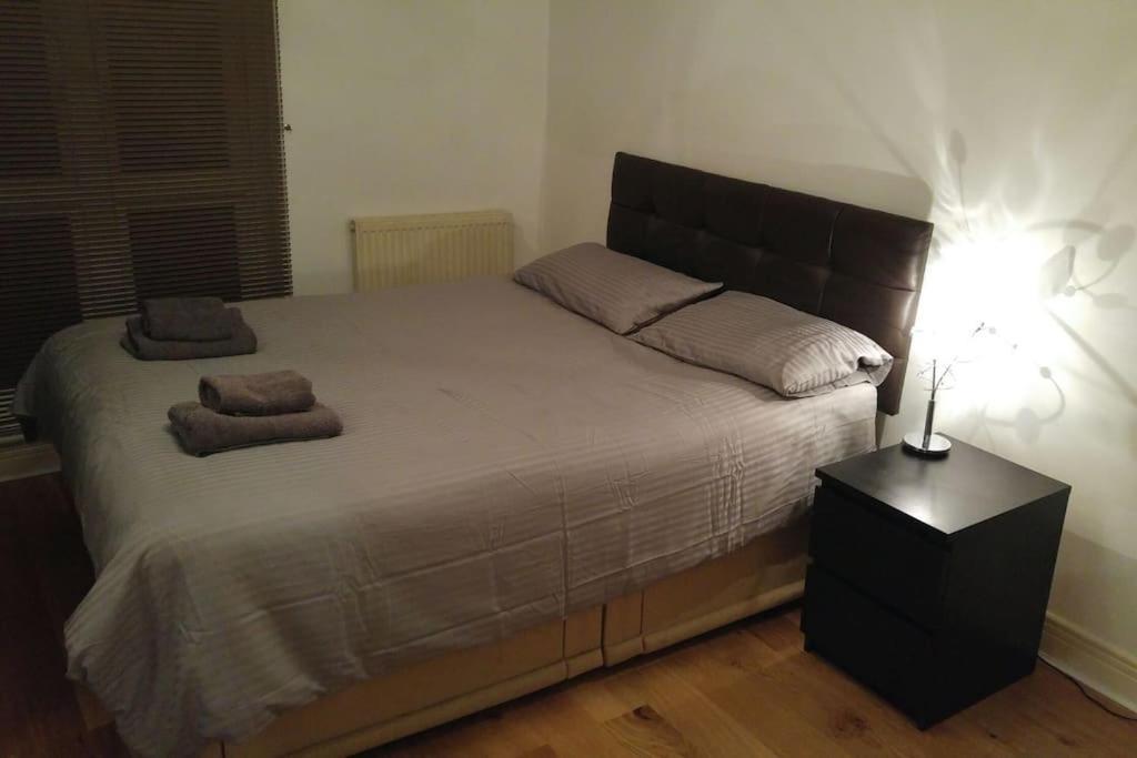 Apartment Amazing Location Near St Paul's - Sleeps 4 *