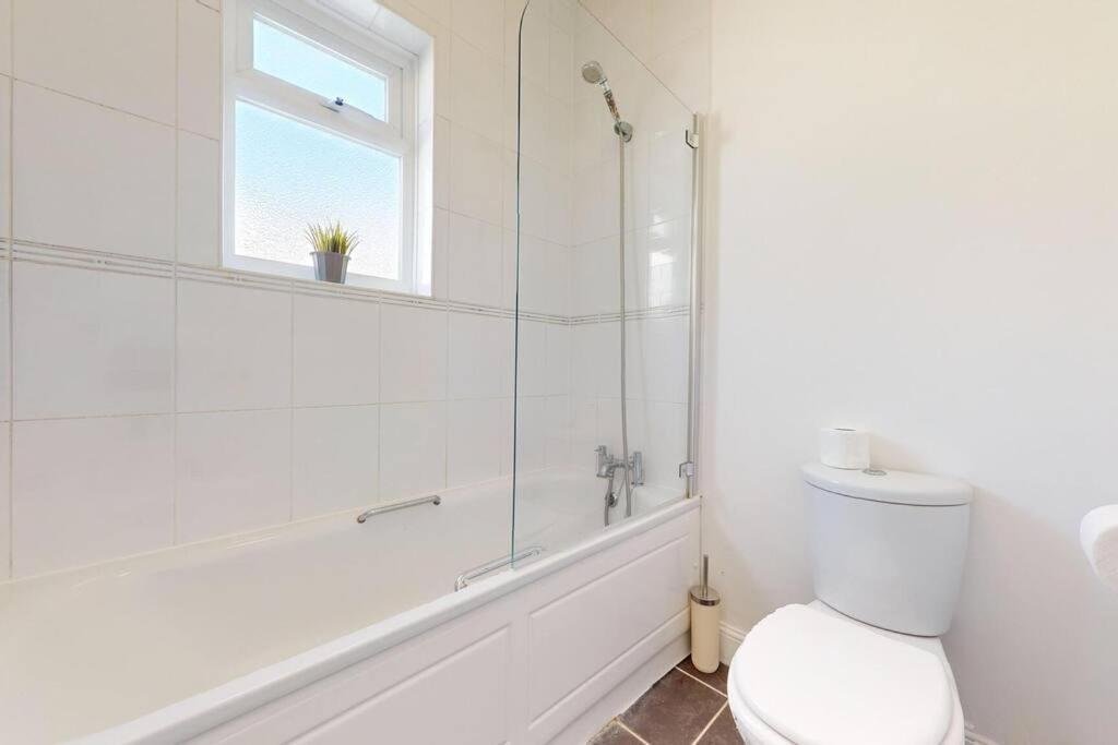 Prime Location Prince's Gate Mews 4bd 3 Bath London