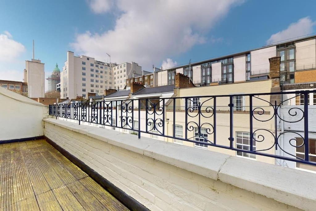Prime Location Prince's Gate Mews 4bd 3 Bath London