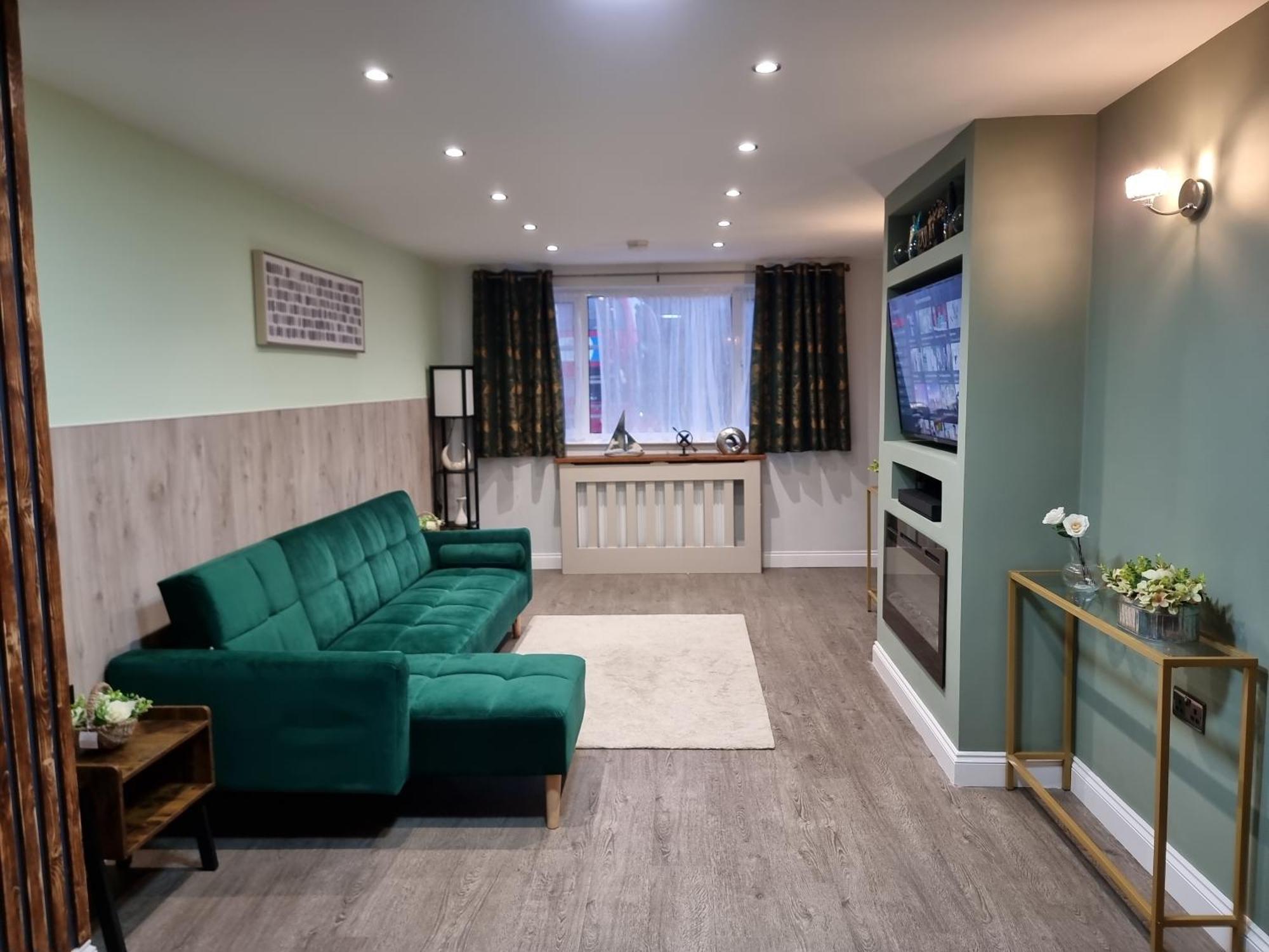Holiday home Two Bdr Entire House In London By !! Zaftastic !!