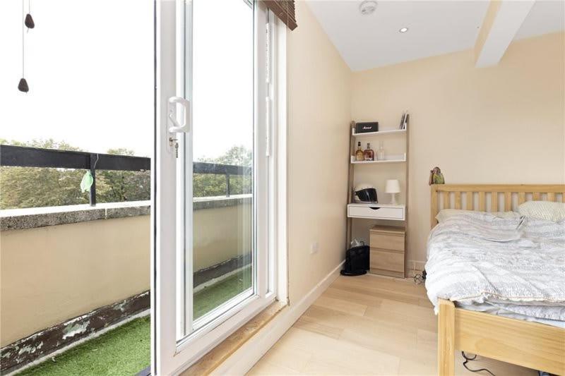 Amazing 4br Flat With Beautiful Terrace