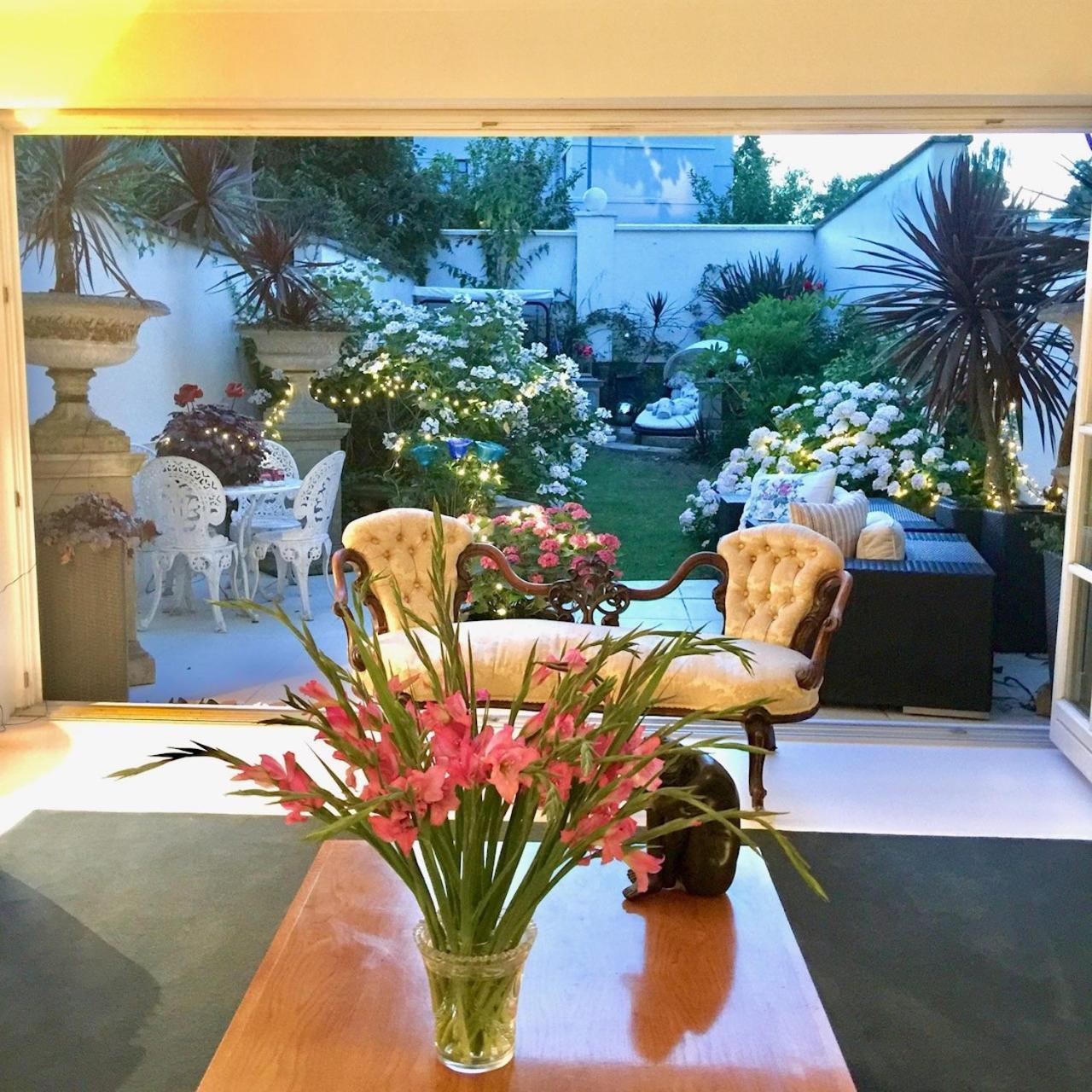 Homestay Beautiful In Gated Community *
