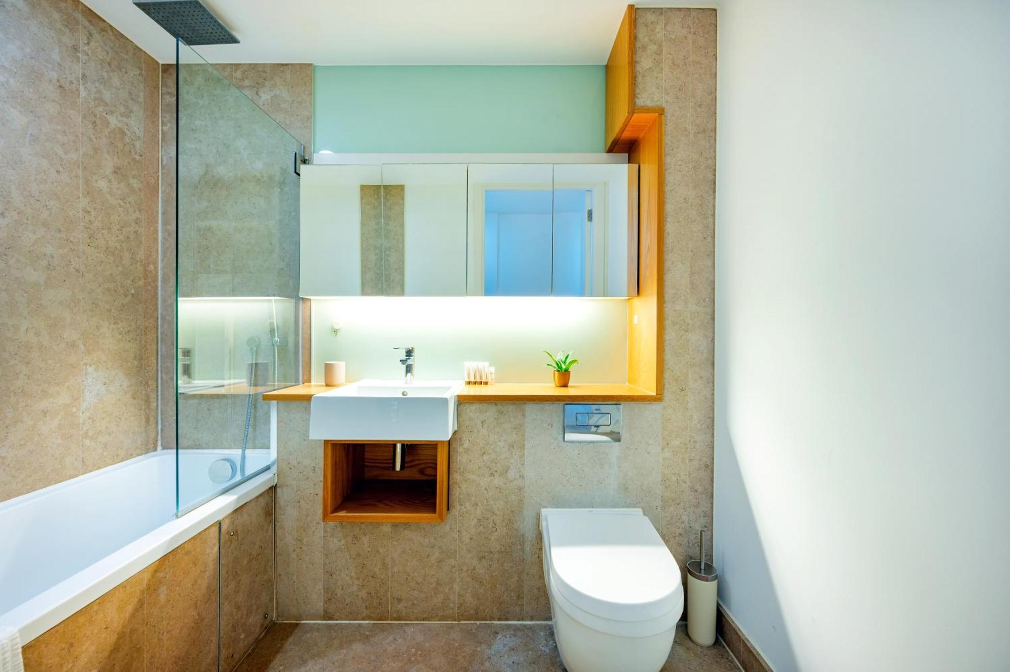 Urban Haven A Central Modern Gem * London