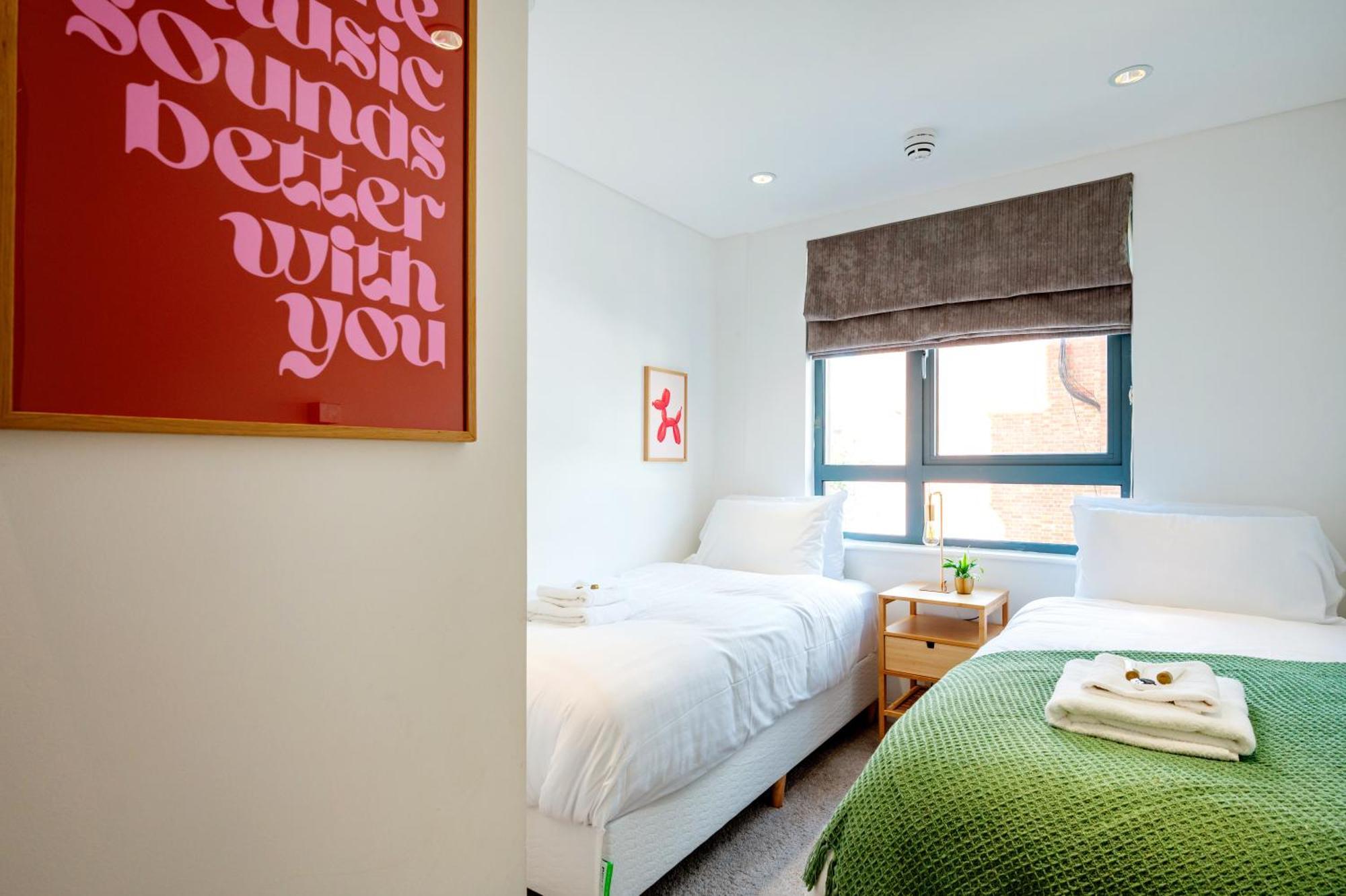 Apartment Urban Haven A Central Modern Gem