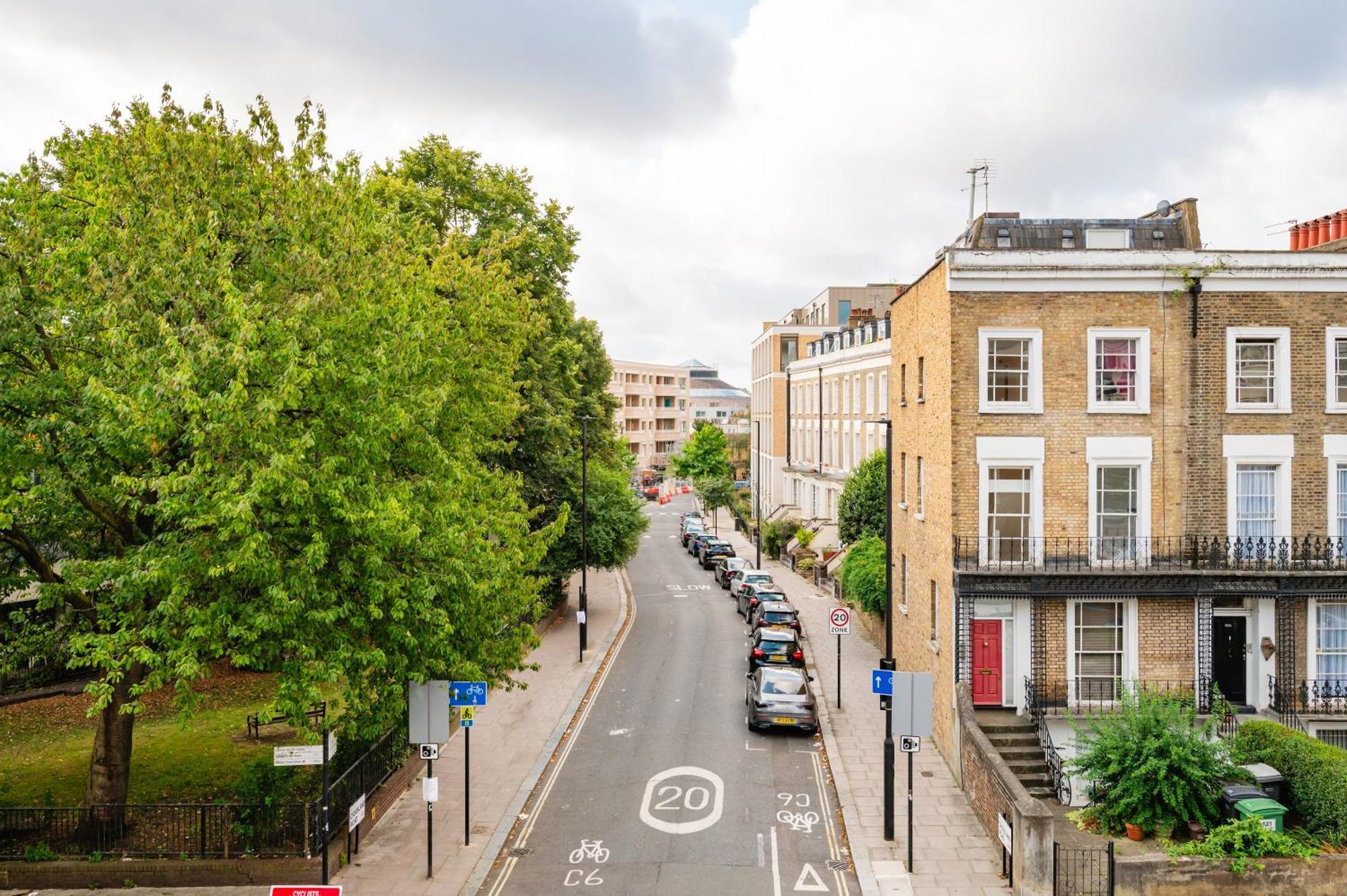 Apartment Urban Haven A Central Modern Gem London