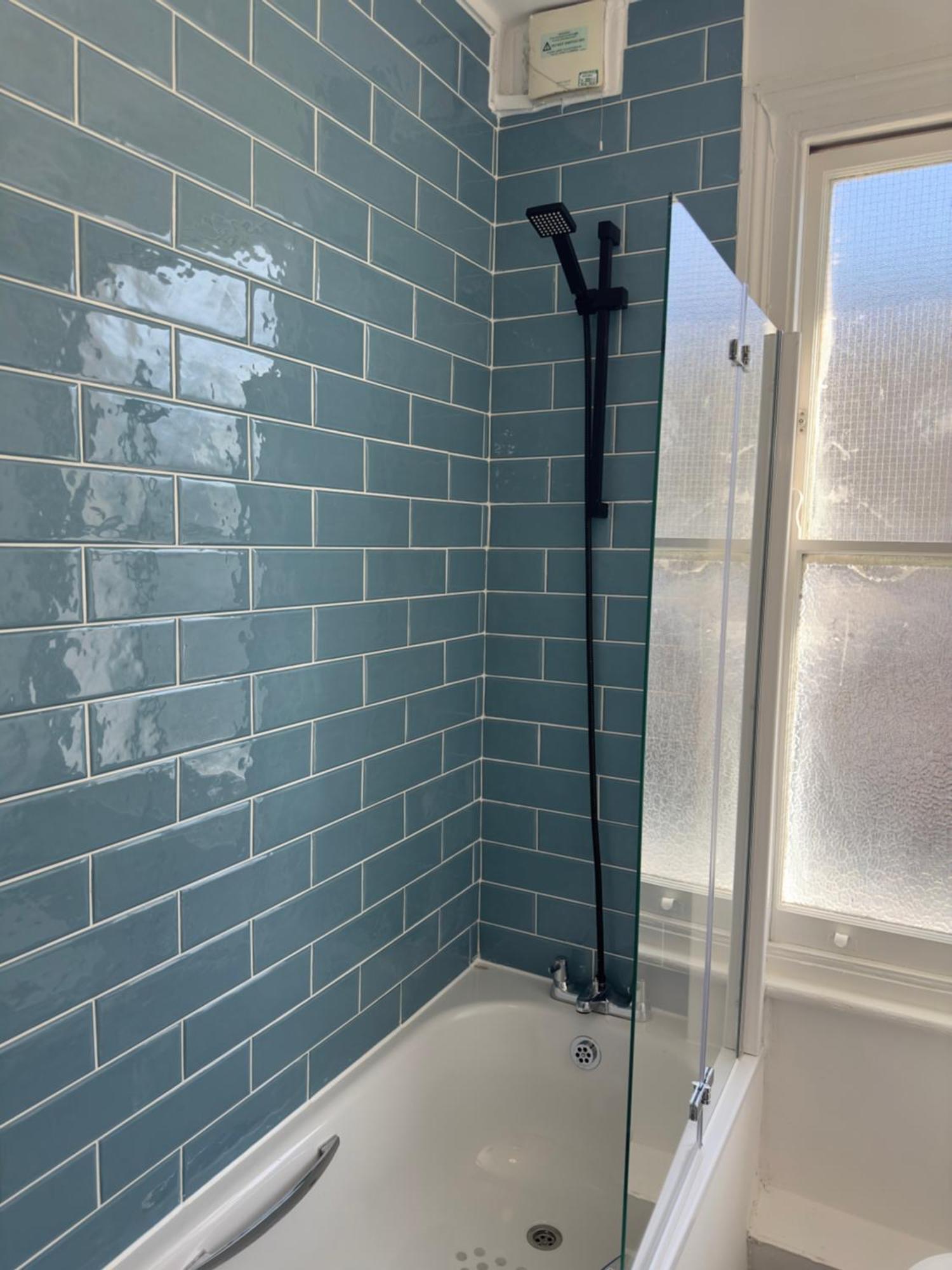 Newly Decorated 5-bed Hackney Townhouse London
