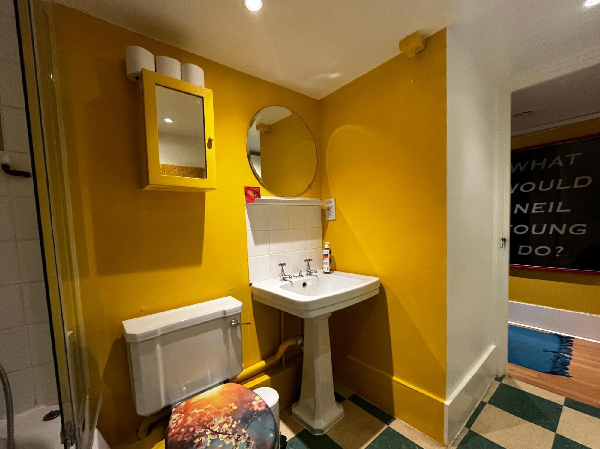 Comfy Child/dog Friendly Garden Flat Heart Camden Apartment