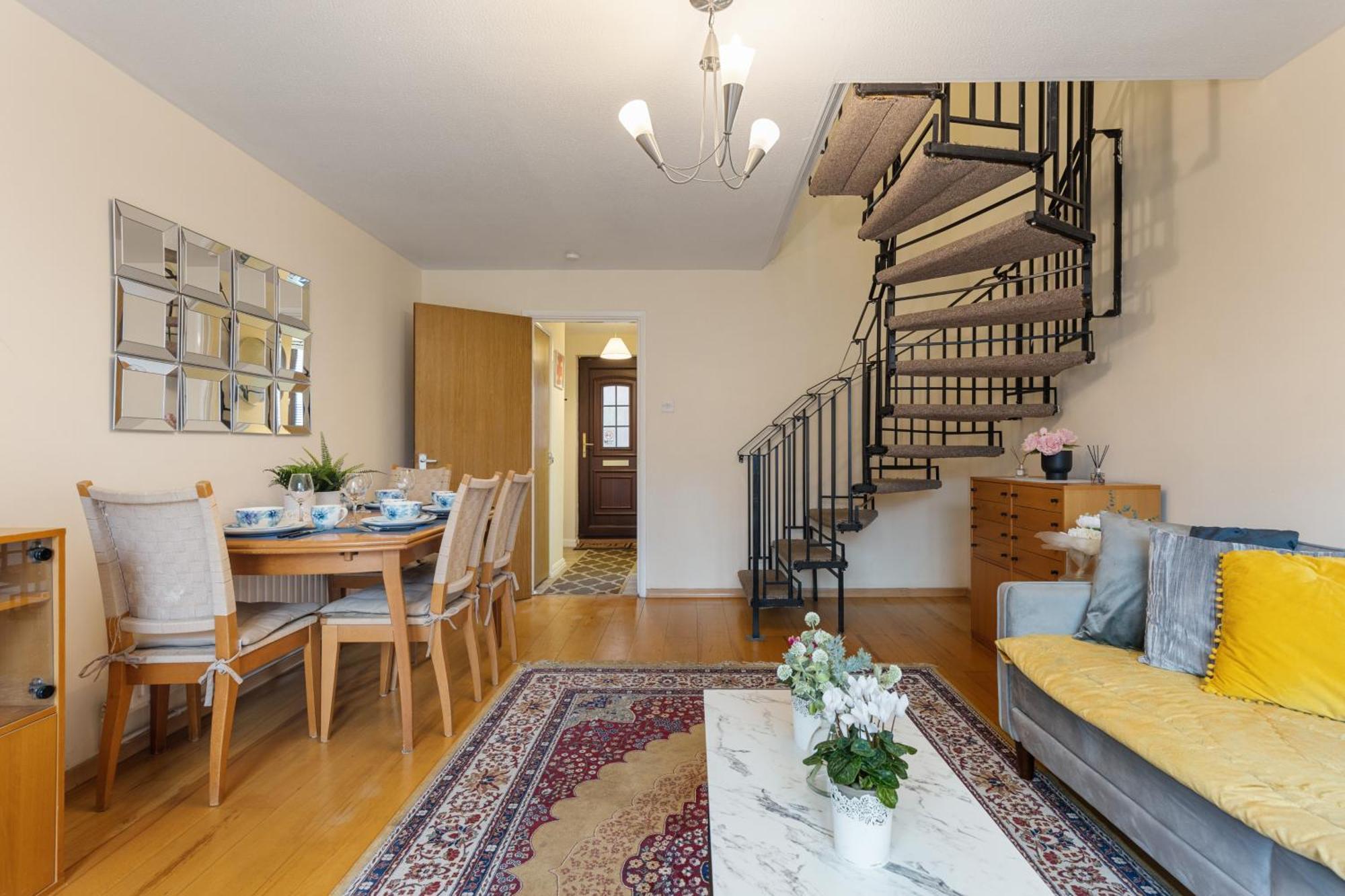 Cosy Canary Wharf House Londres