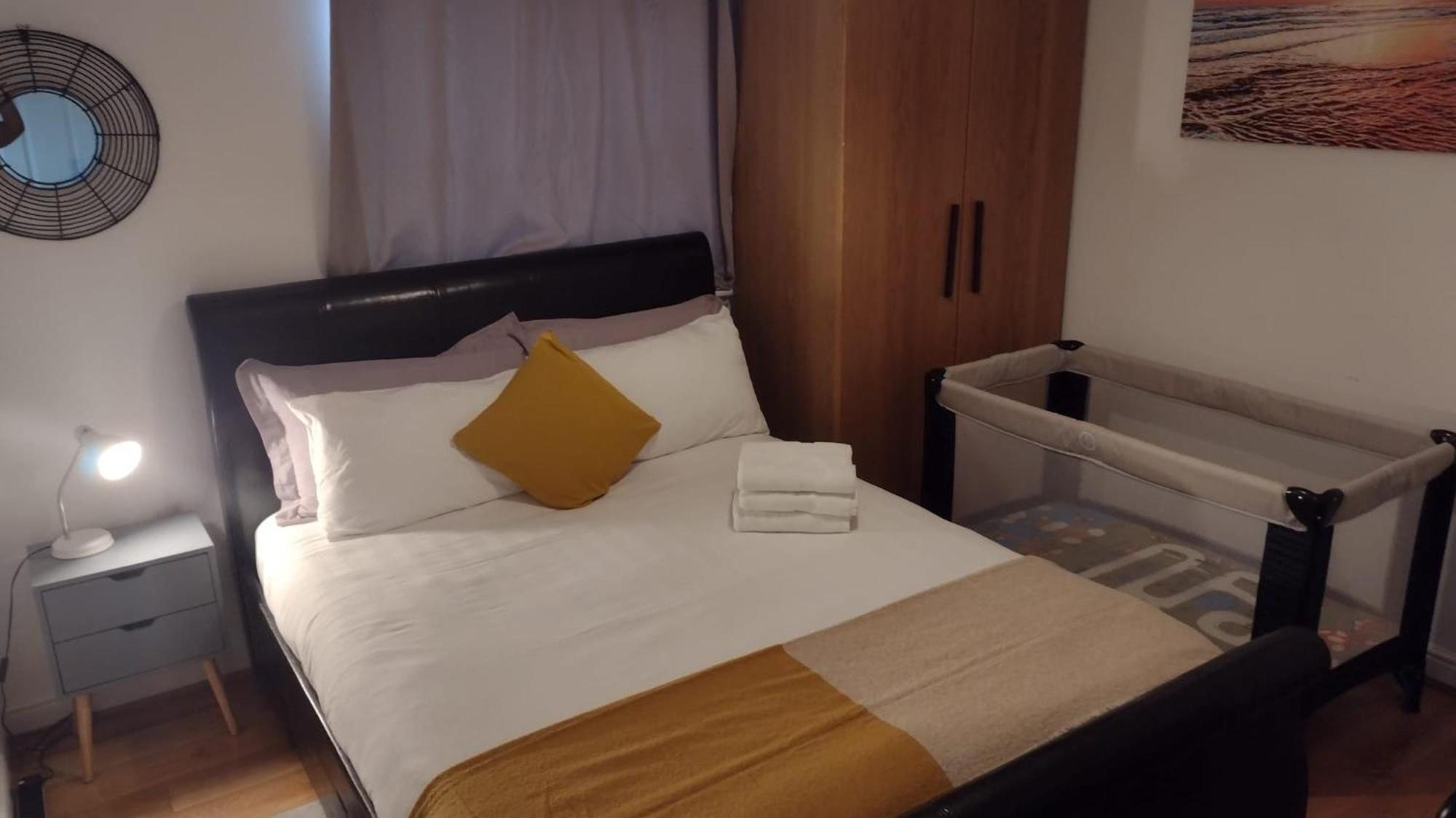 Spacious 2-bed Family With Pets Welcome * London