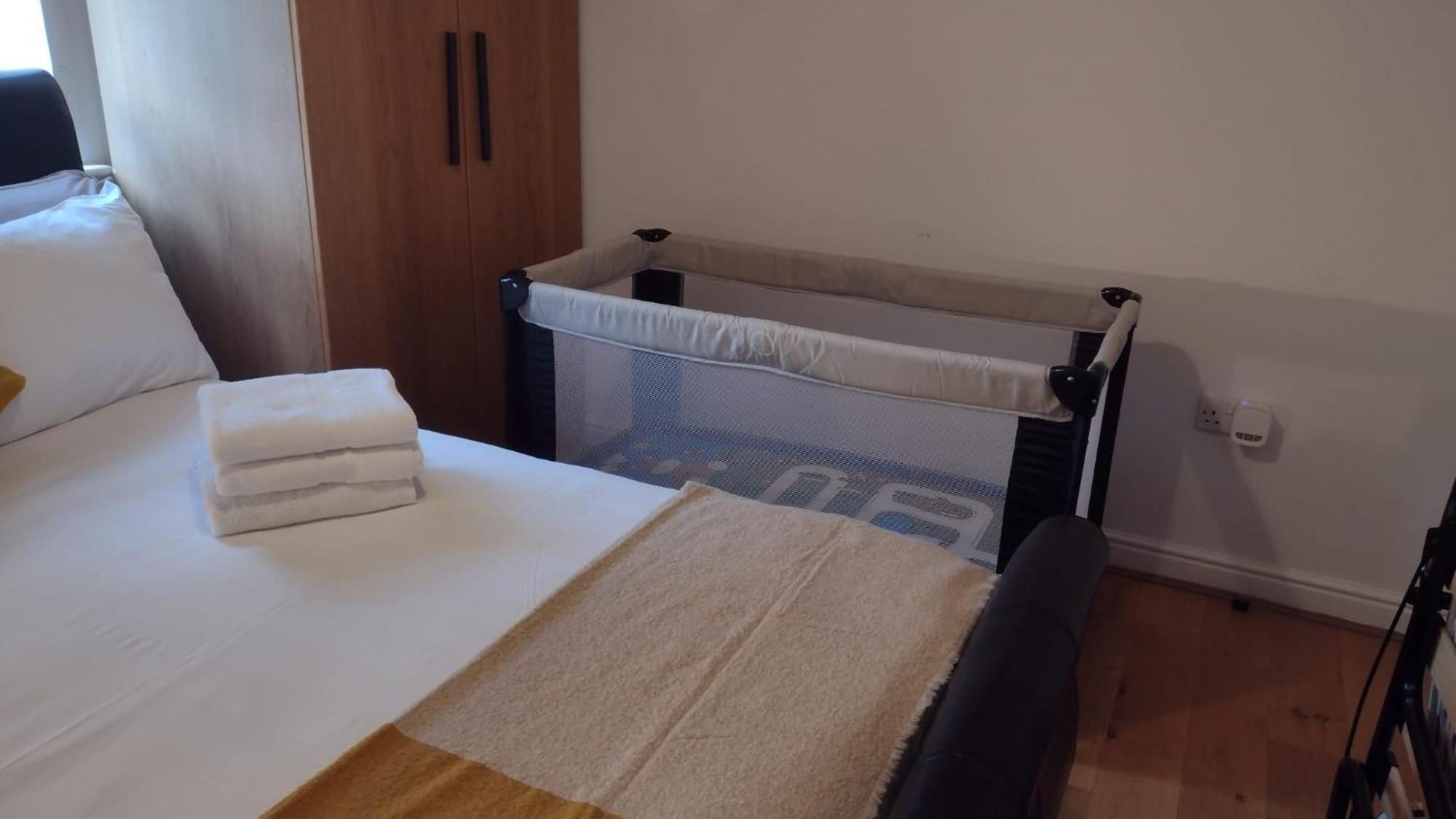 Spacious 2-bed Family With Pets Welcome Apartment