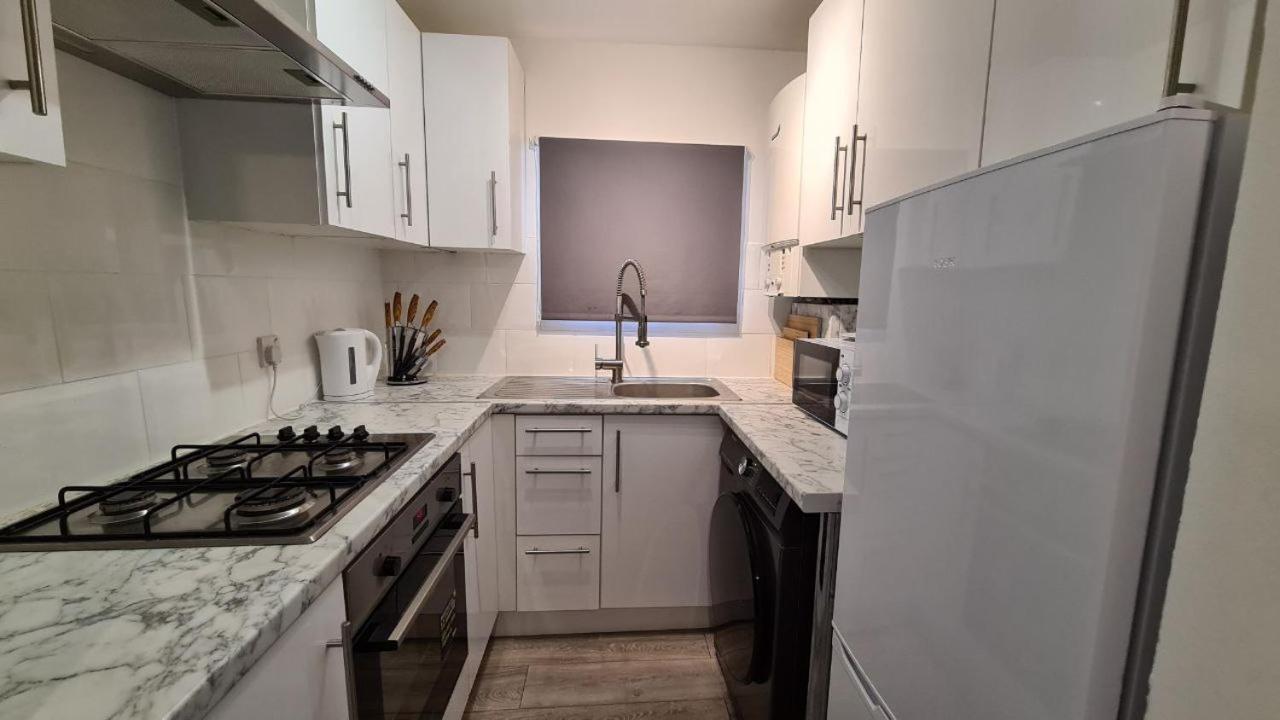 185 Lanark London