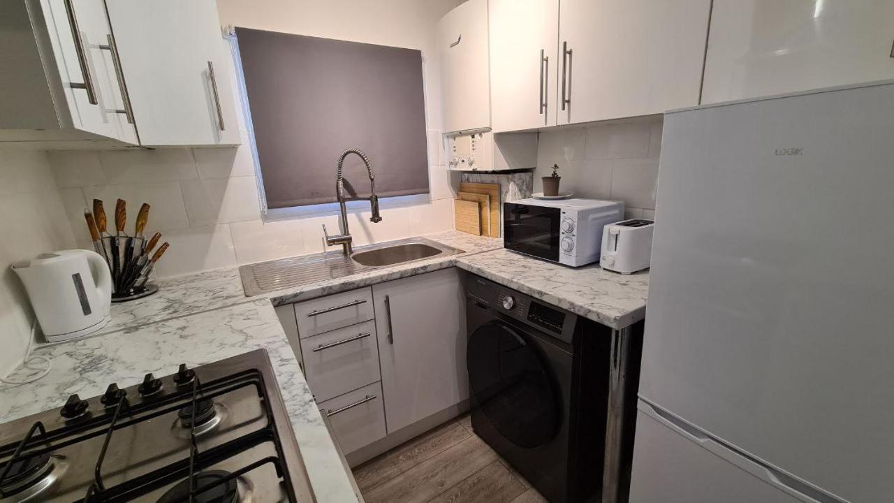 185 Lanark * London