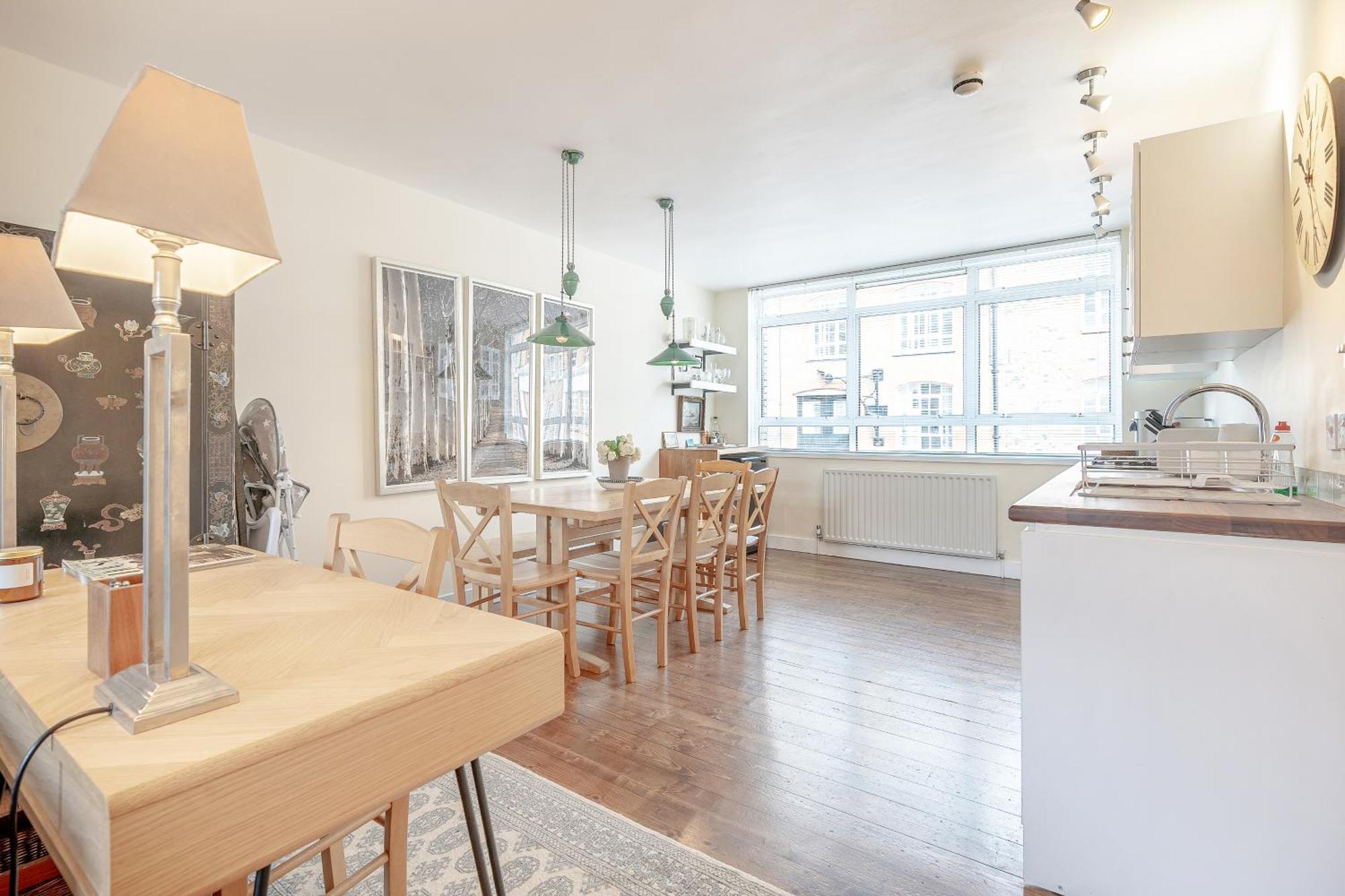 Cosy Flat In Chelsea Apartment *