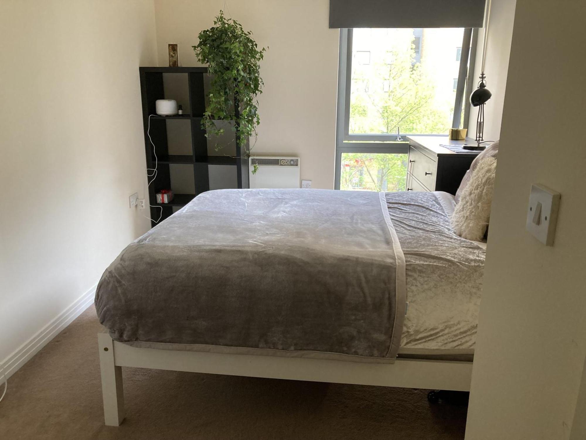 Charming With Great Views Apartment London