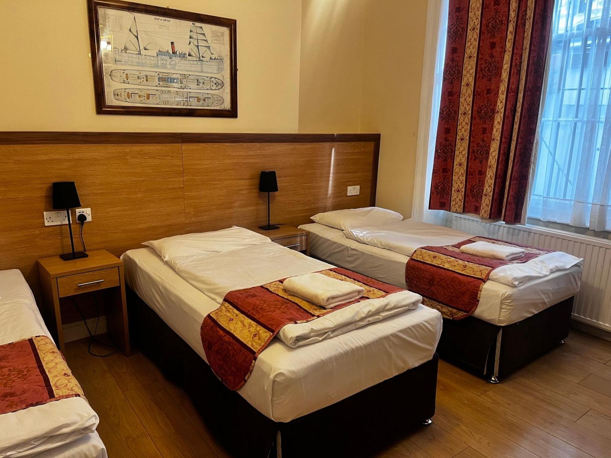 Shakespeare Hotel 3*