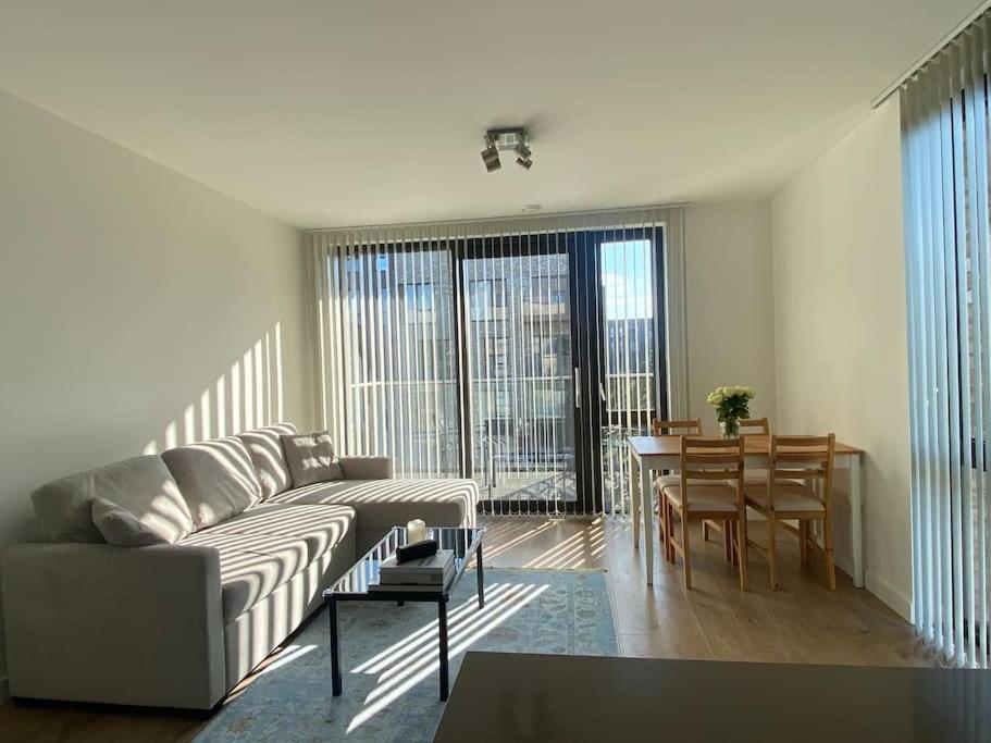 Apartamento Modern 1 Bedroom Flat Londres