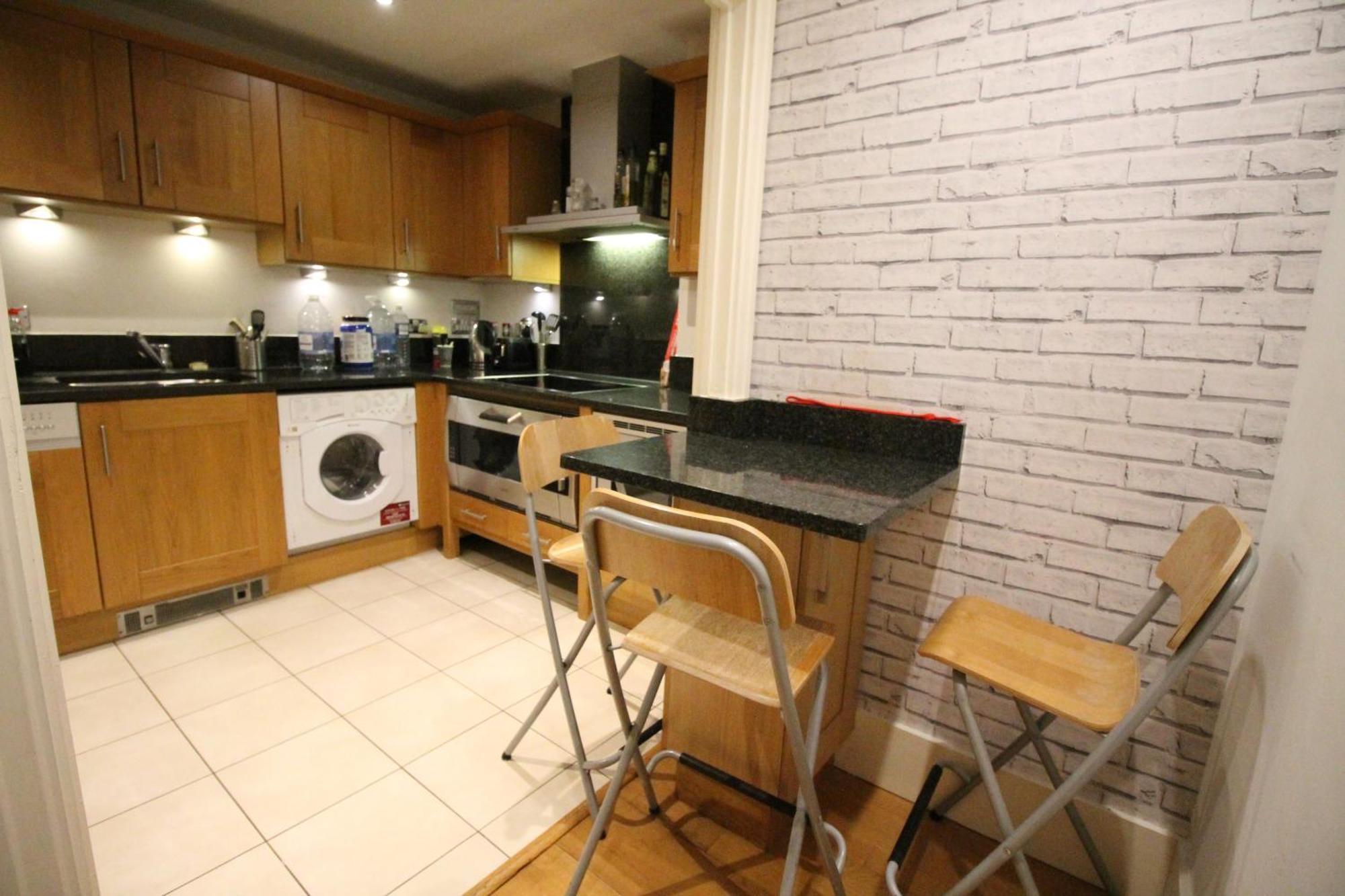 Desirable, Fashionable 2bed Flat In Chelsea Apartment