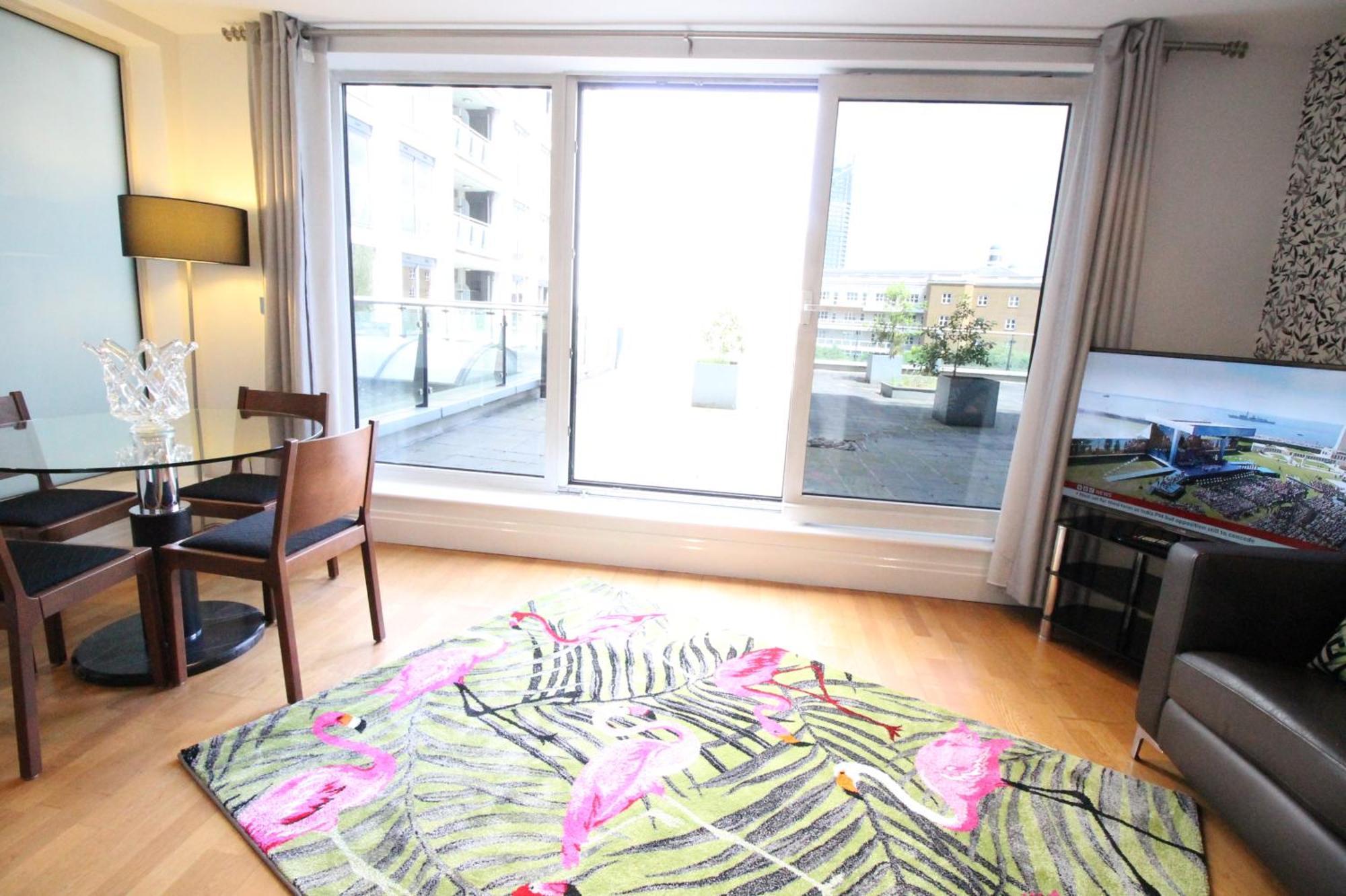 Desirable, Fashionable 2bed Flat In Chelsea
