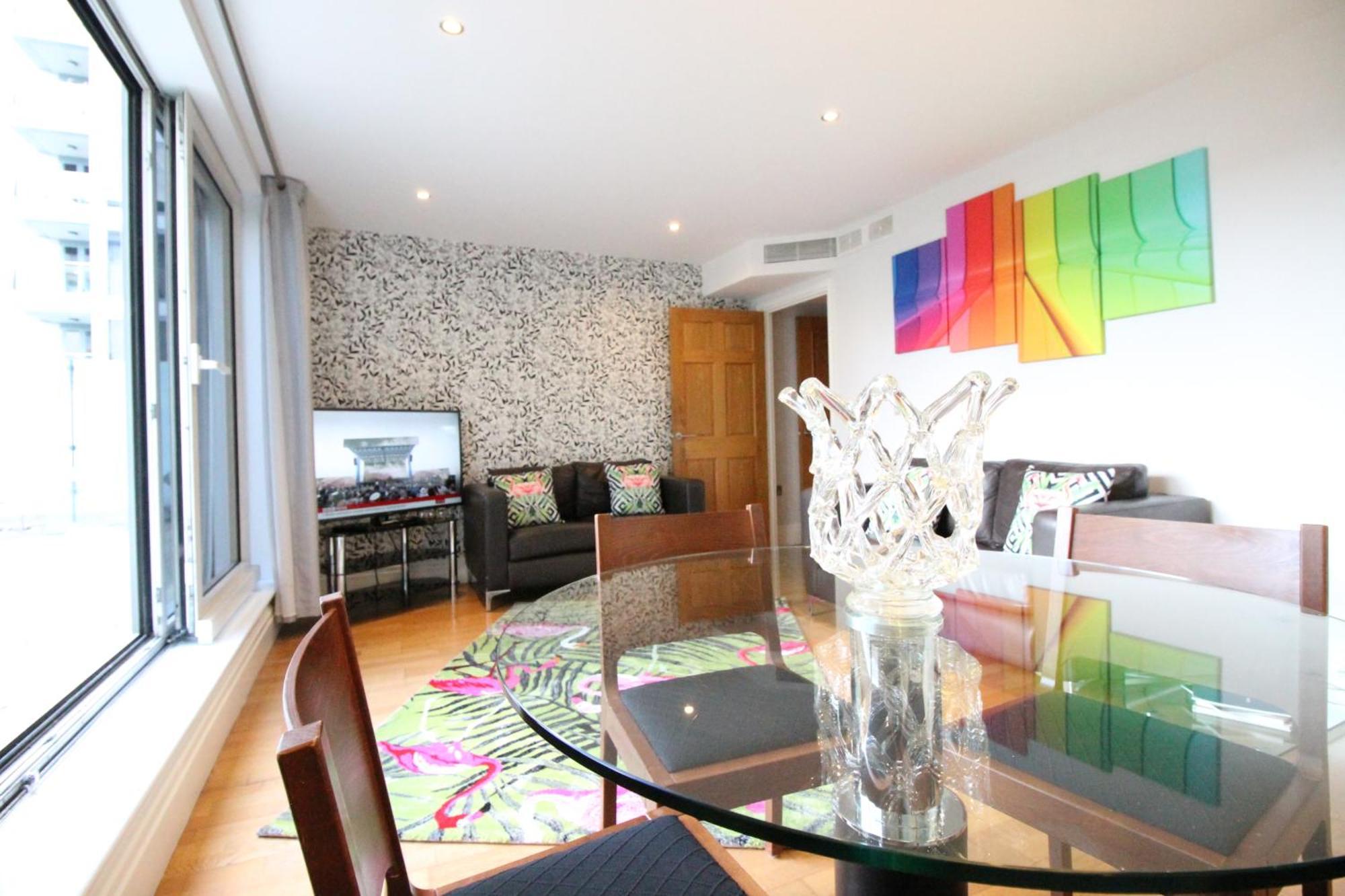 Apartment Desirable, Fashionable 2bed Flat In Chelsea